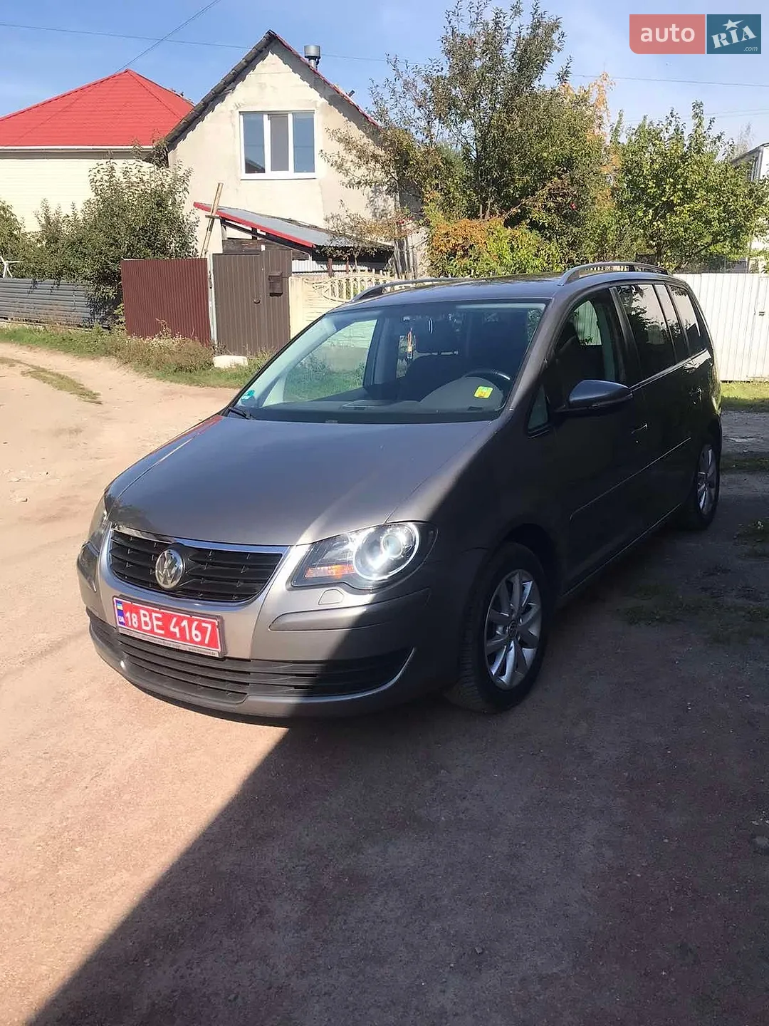 Volkswagen Touran, 2010