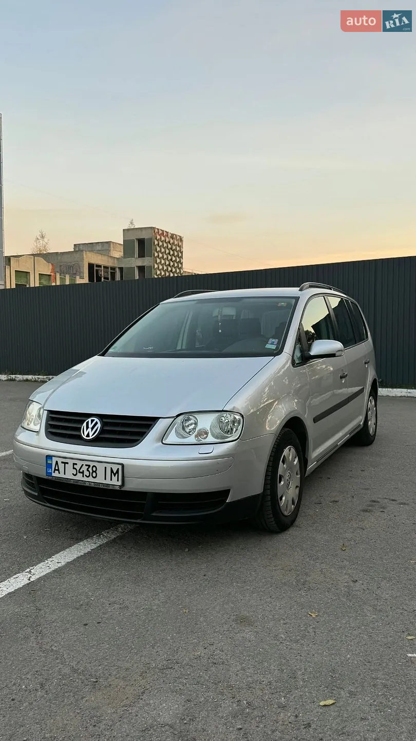 Volkswagen Touran, 2004