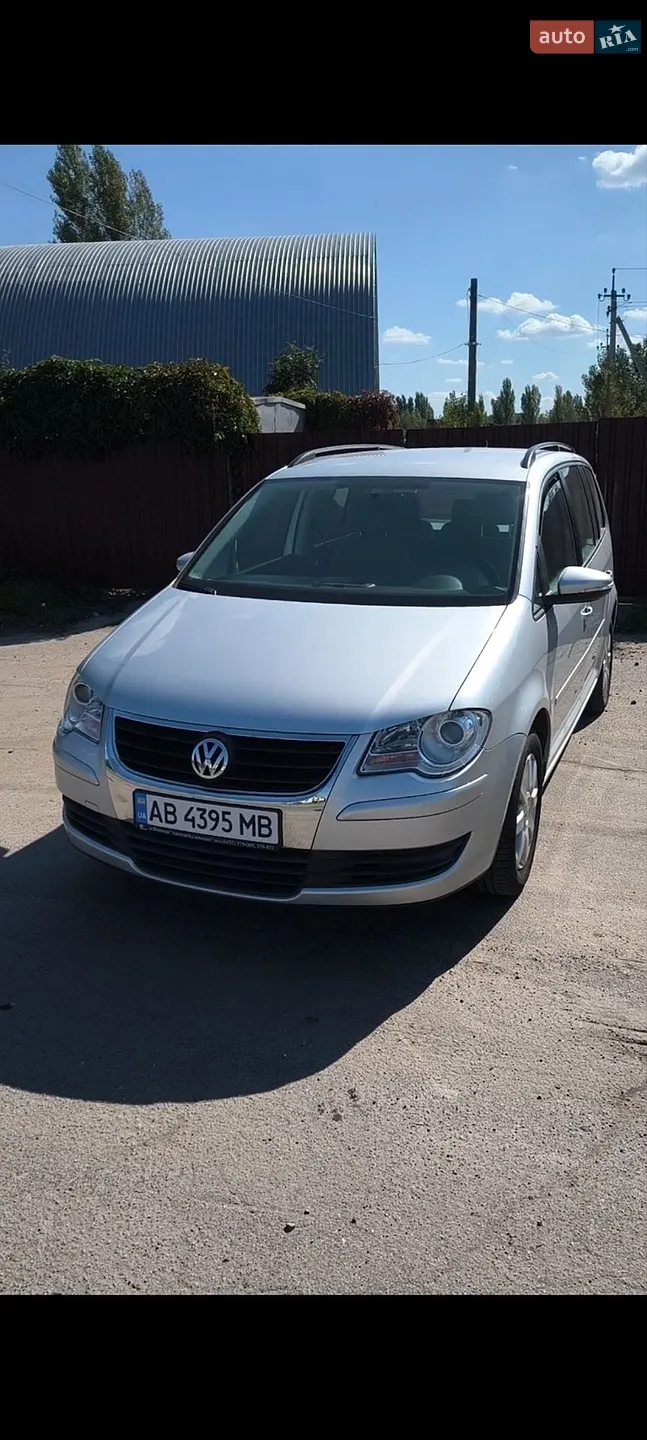 Volkswagen Touran, 2009