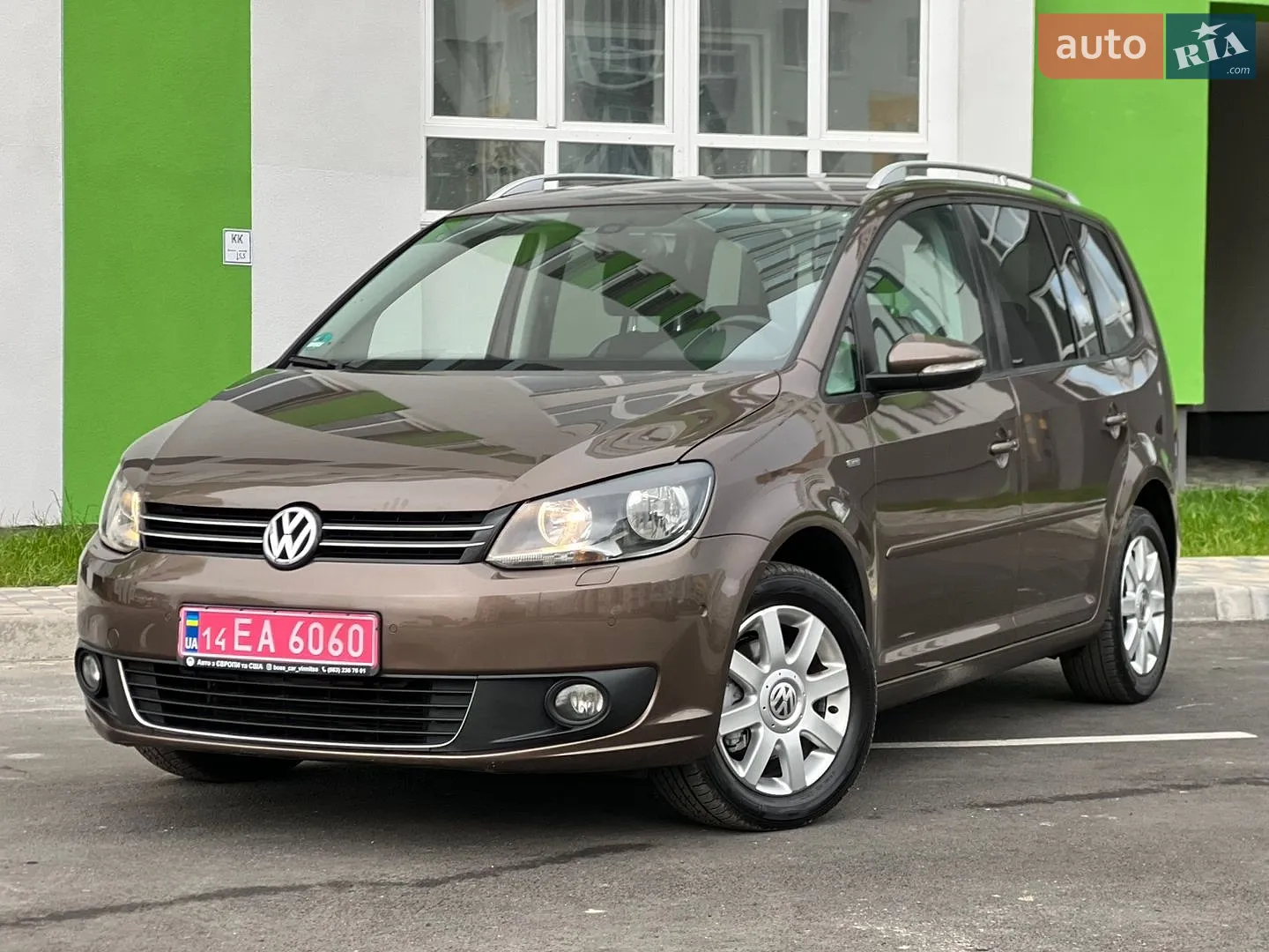 Volkswagen Touran, 2012