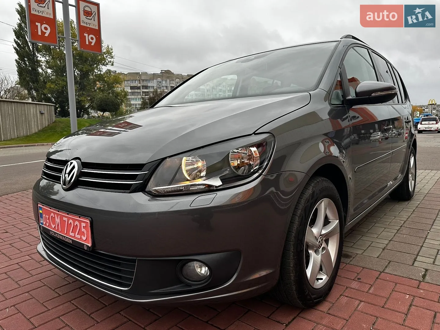 Volkswagen Touran, 2014