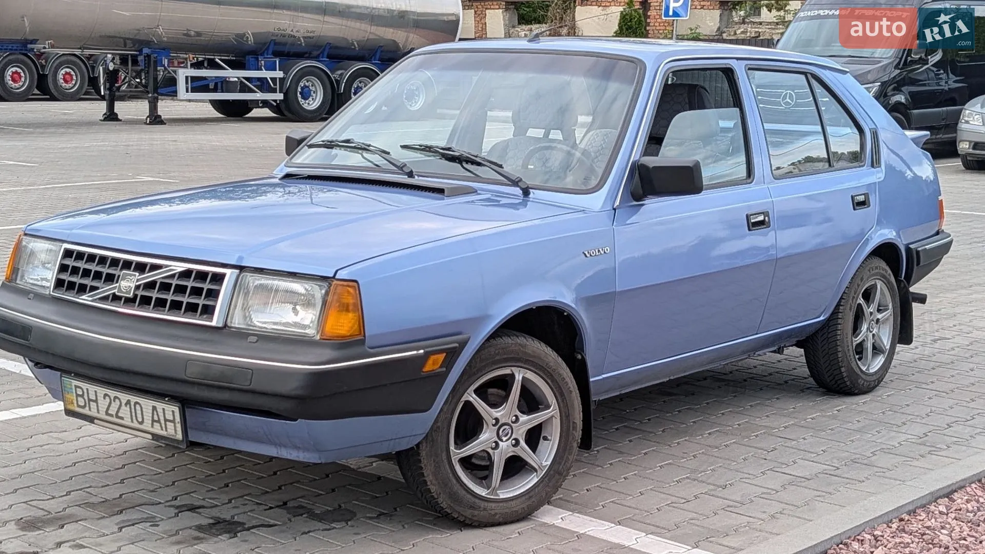 Volvo 340, 1982