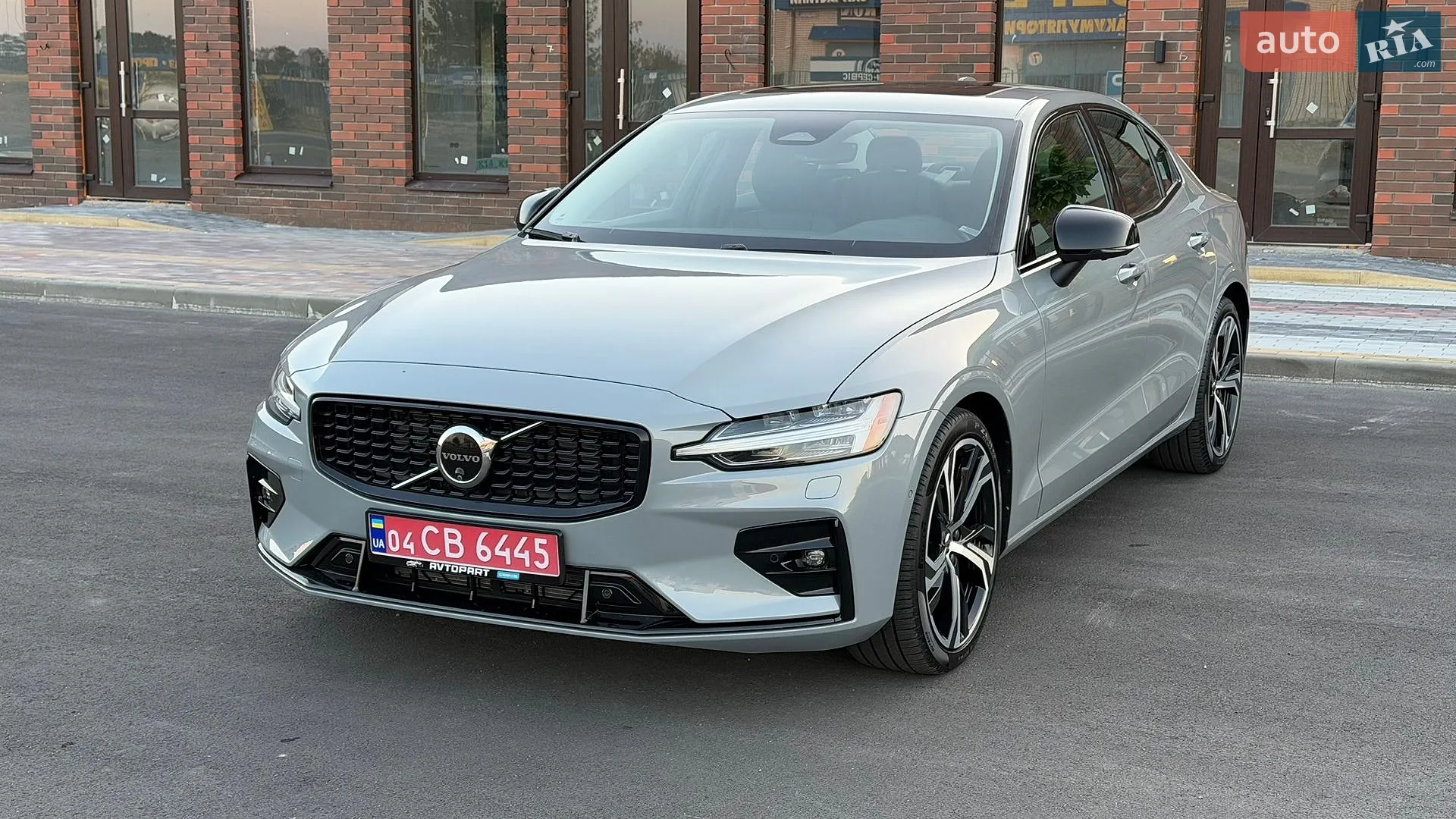 Volvo S60, 2024