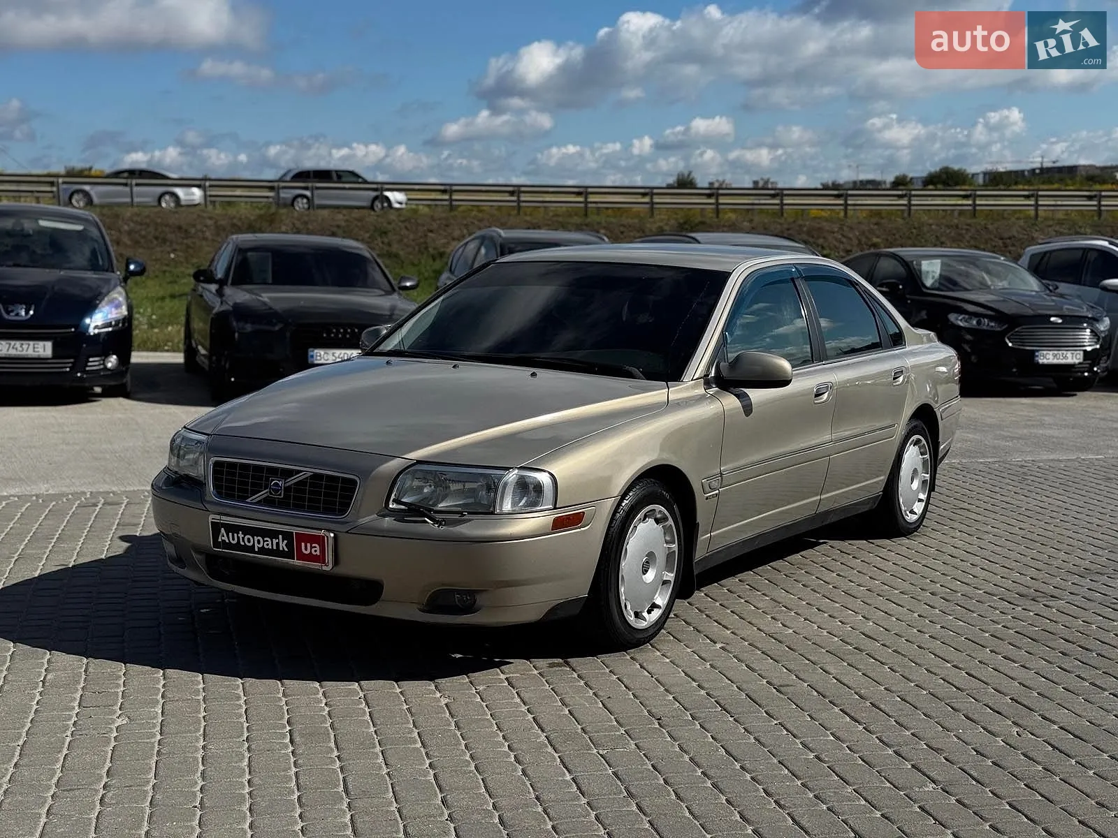 Volvo S80, 2004