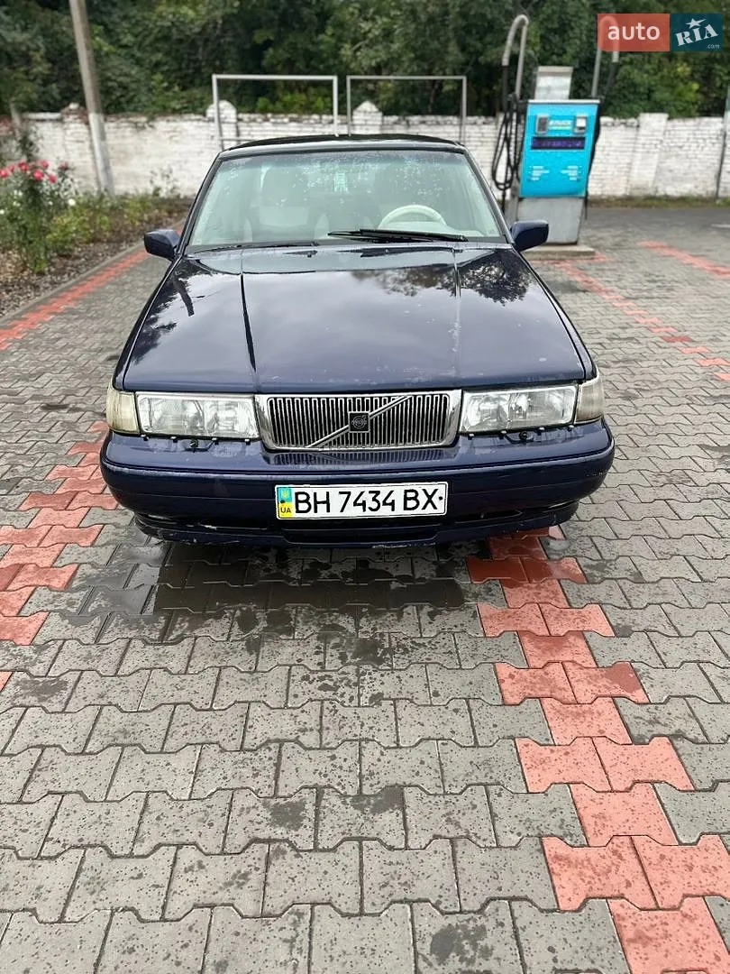 Volvo S90, 1998