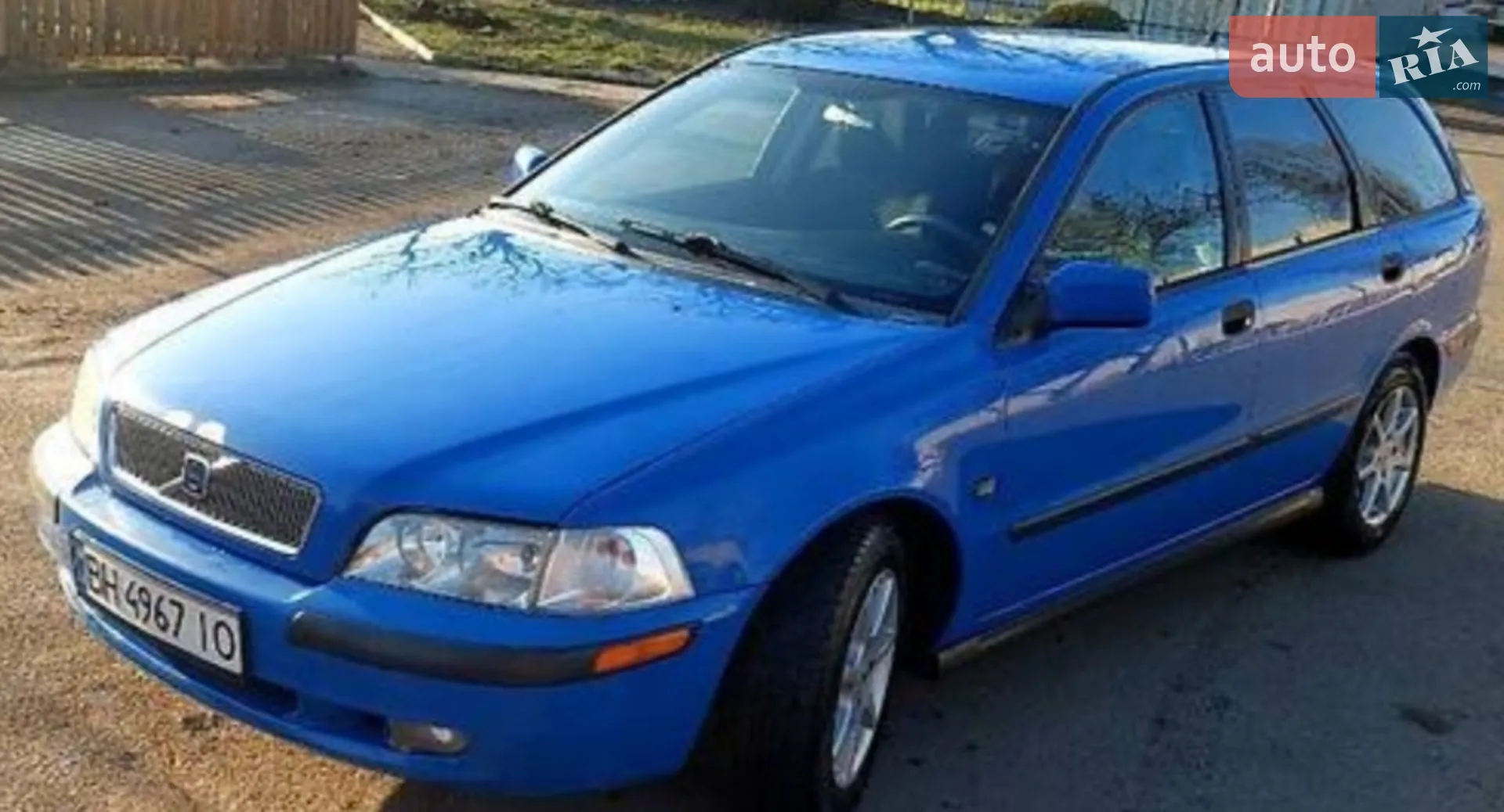 Volvo V40, 2000