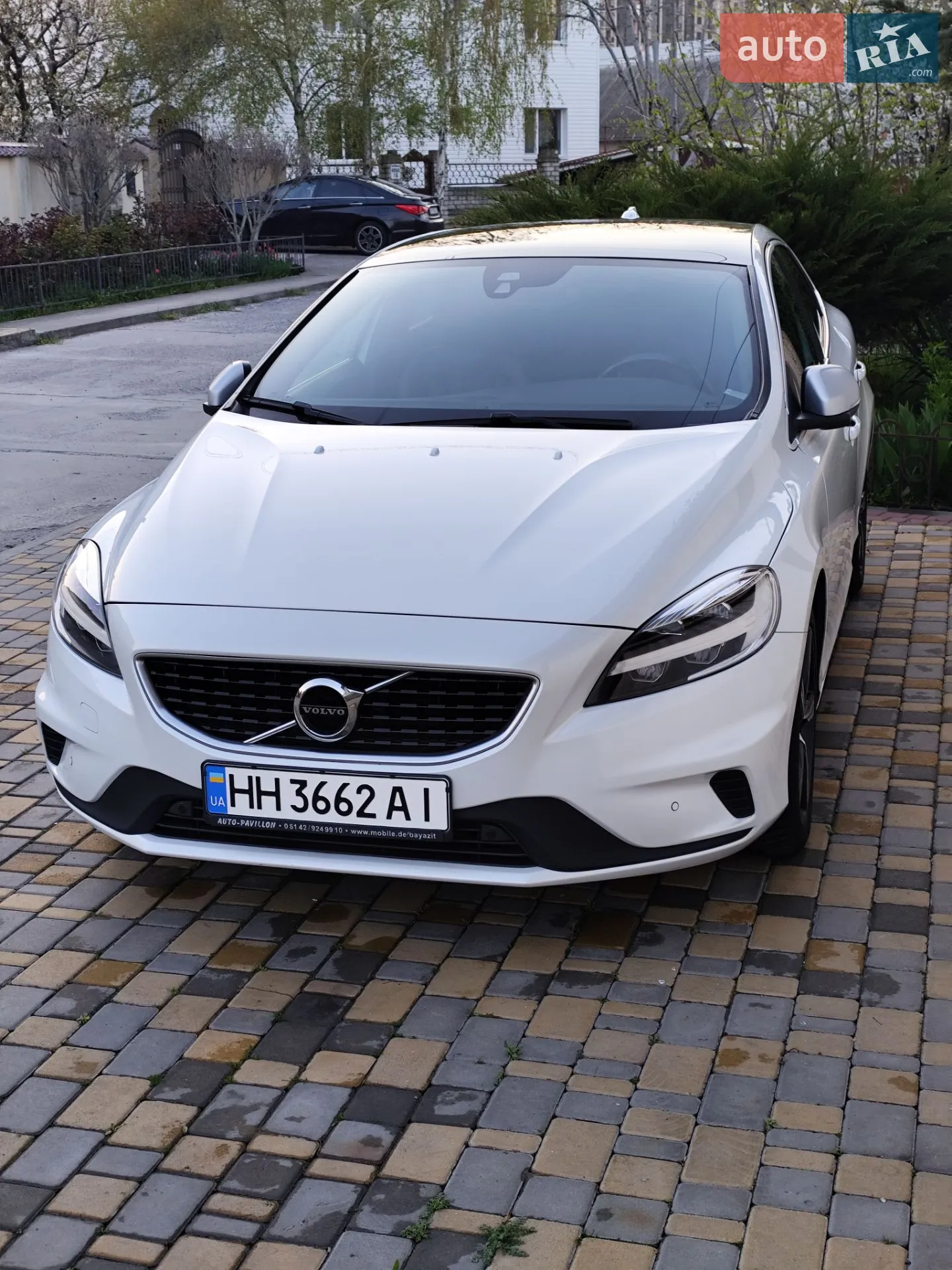 Volvo V40, 2019