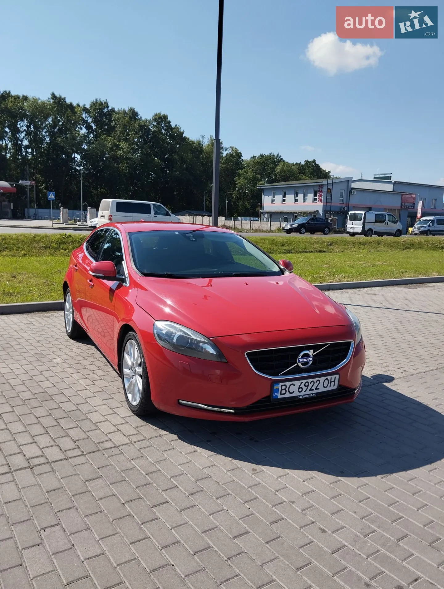 Volvo V40, 2015