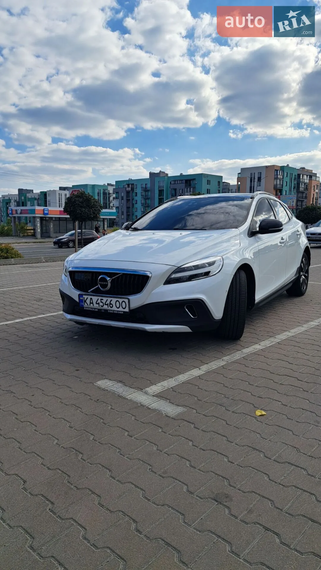Volvo V40, 2019