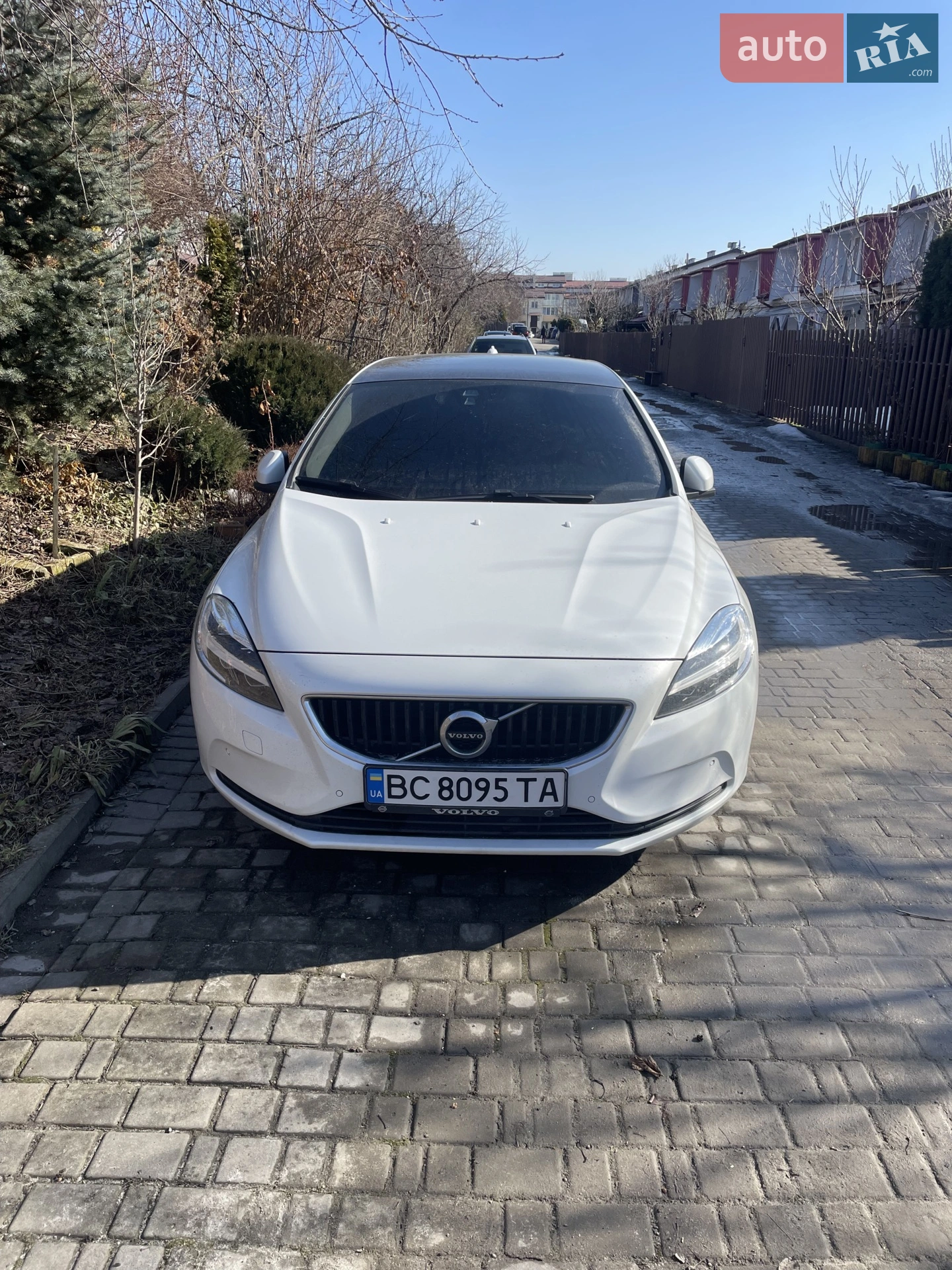 Volvo V40, 2017