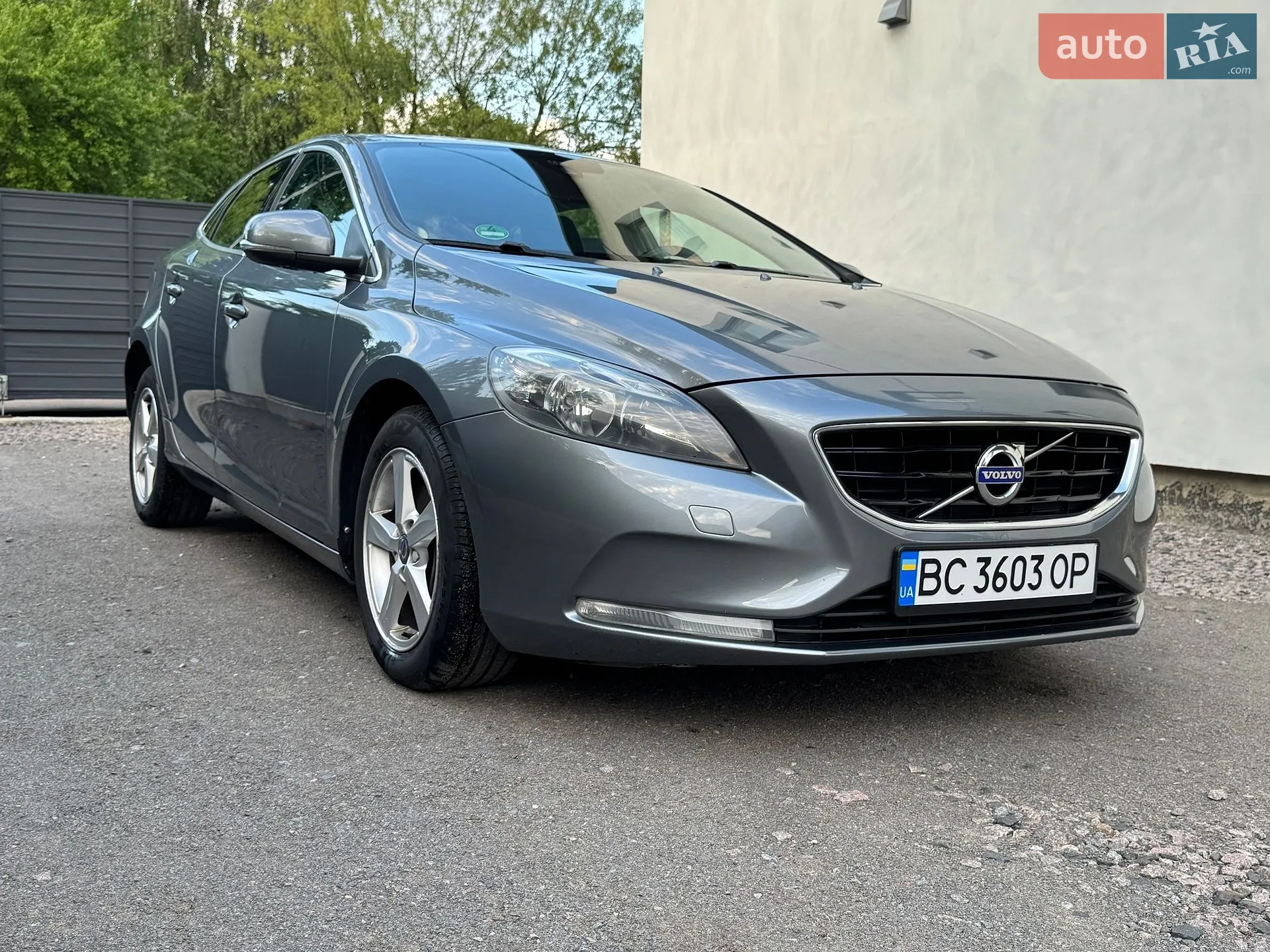 Volvo V40, 2016
