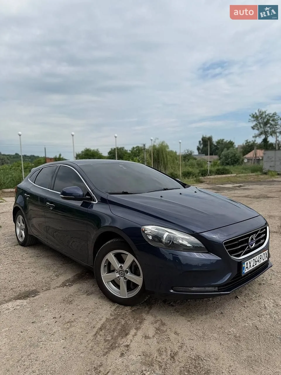 Volvo V40, 2013