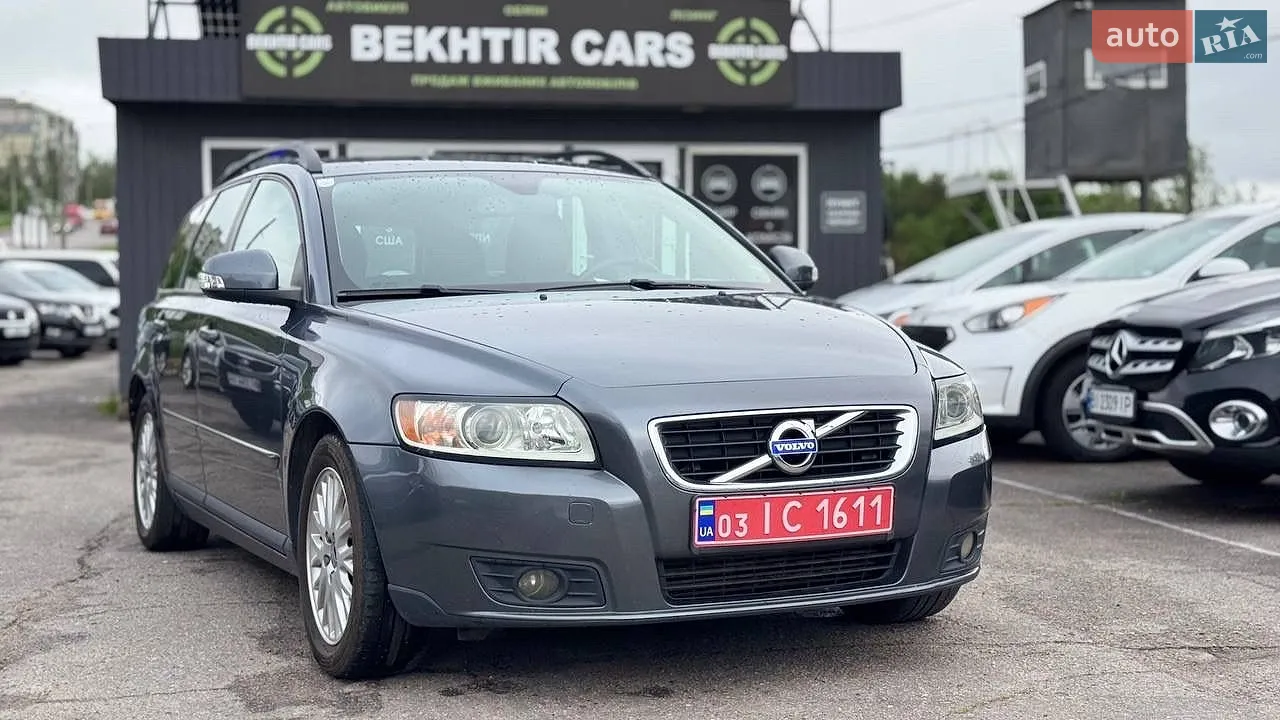 Volvo V50, 2011
