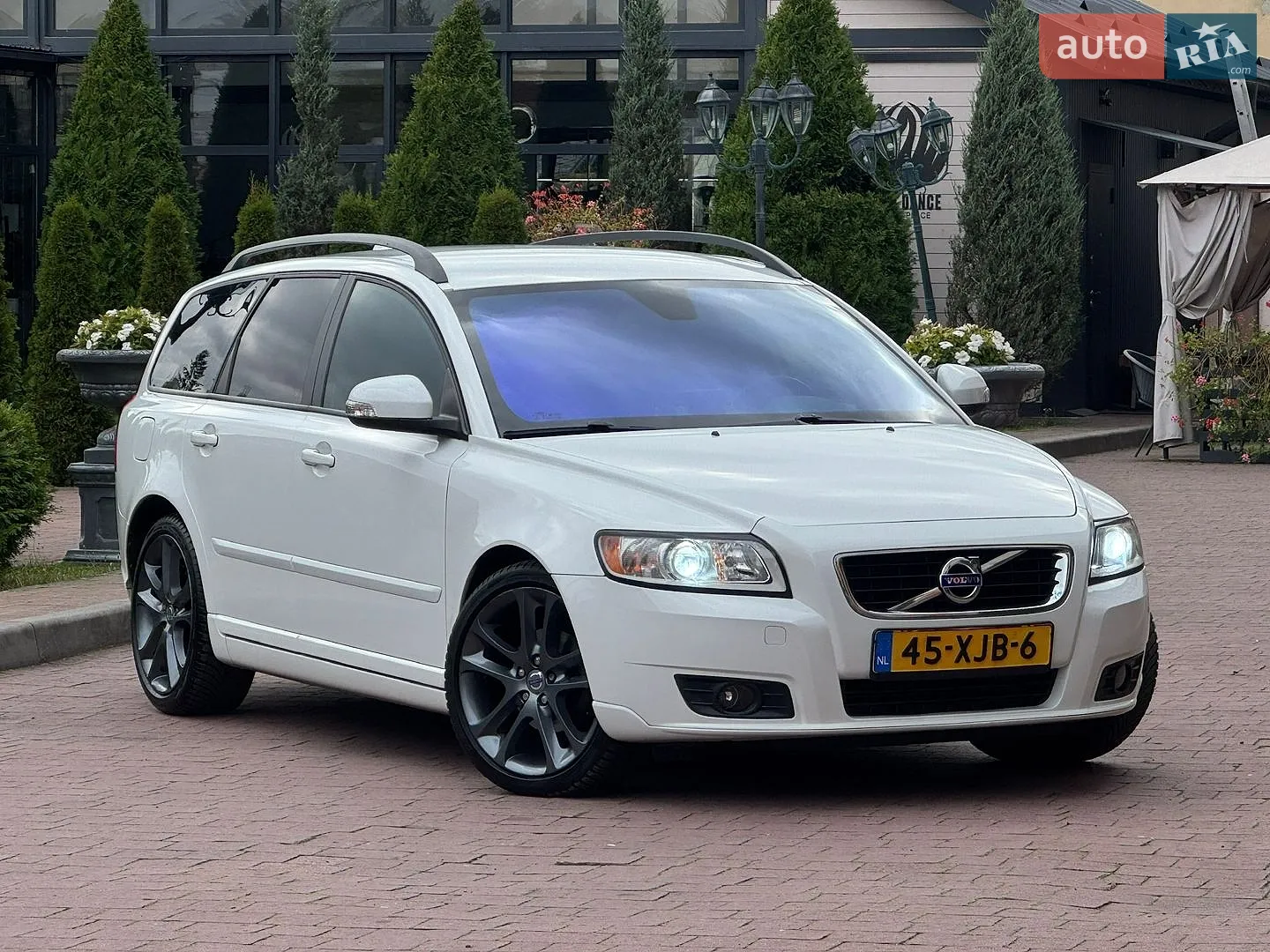 Volvo V50, 2011