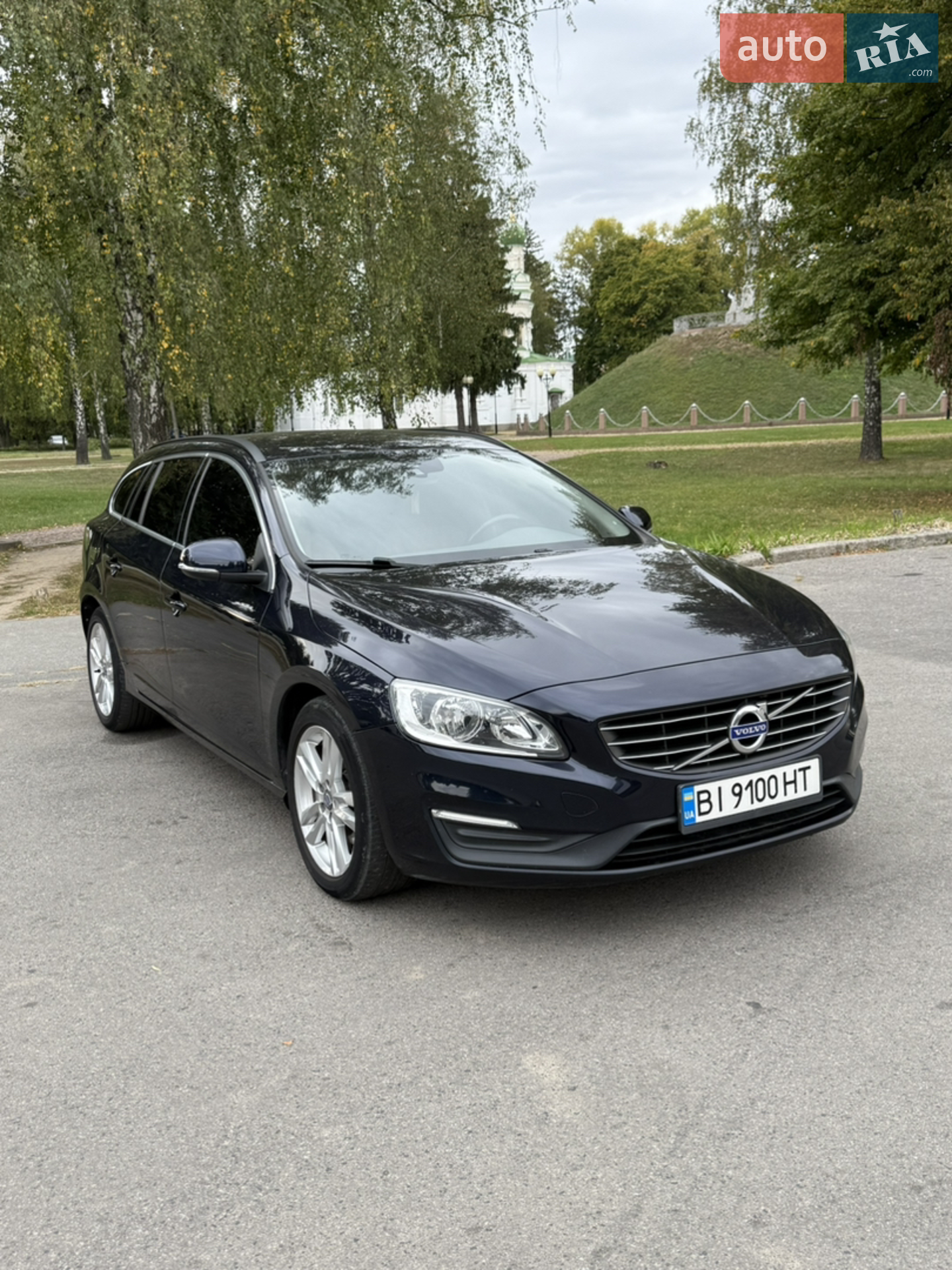 Volvo V60, 2015