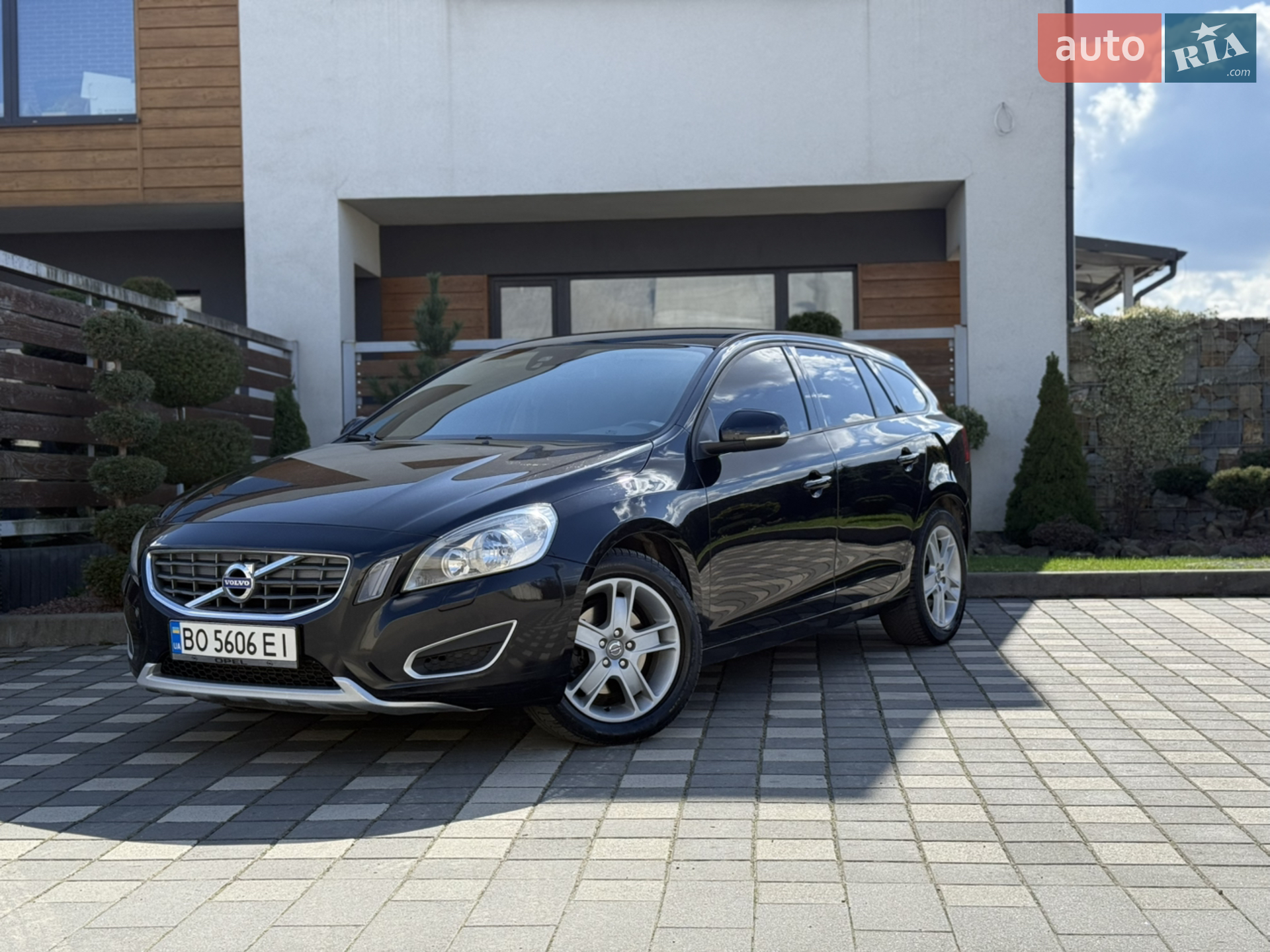 Volvo V60, 2011