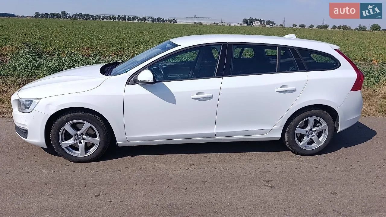 Volvo V60, 2016