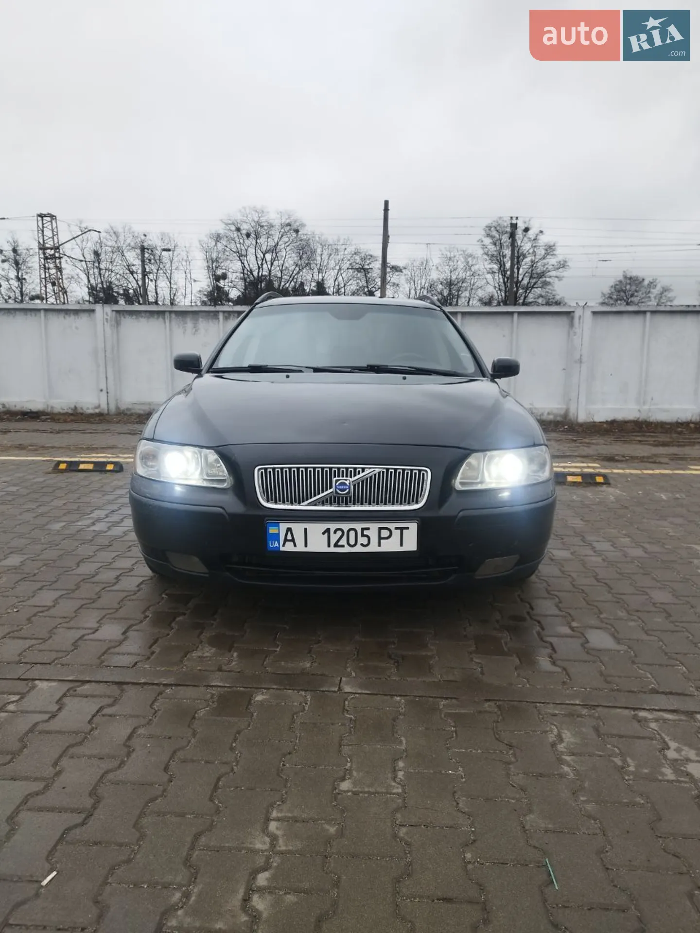 Volvo V70, 2005