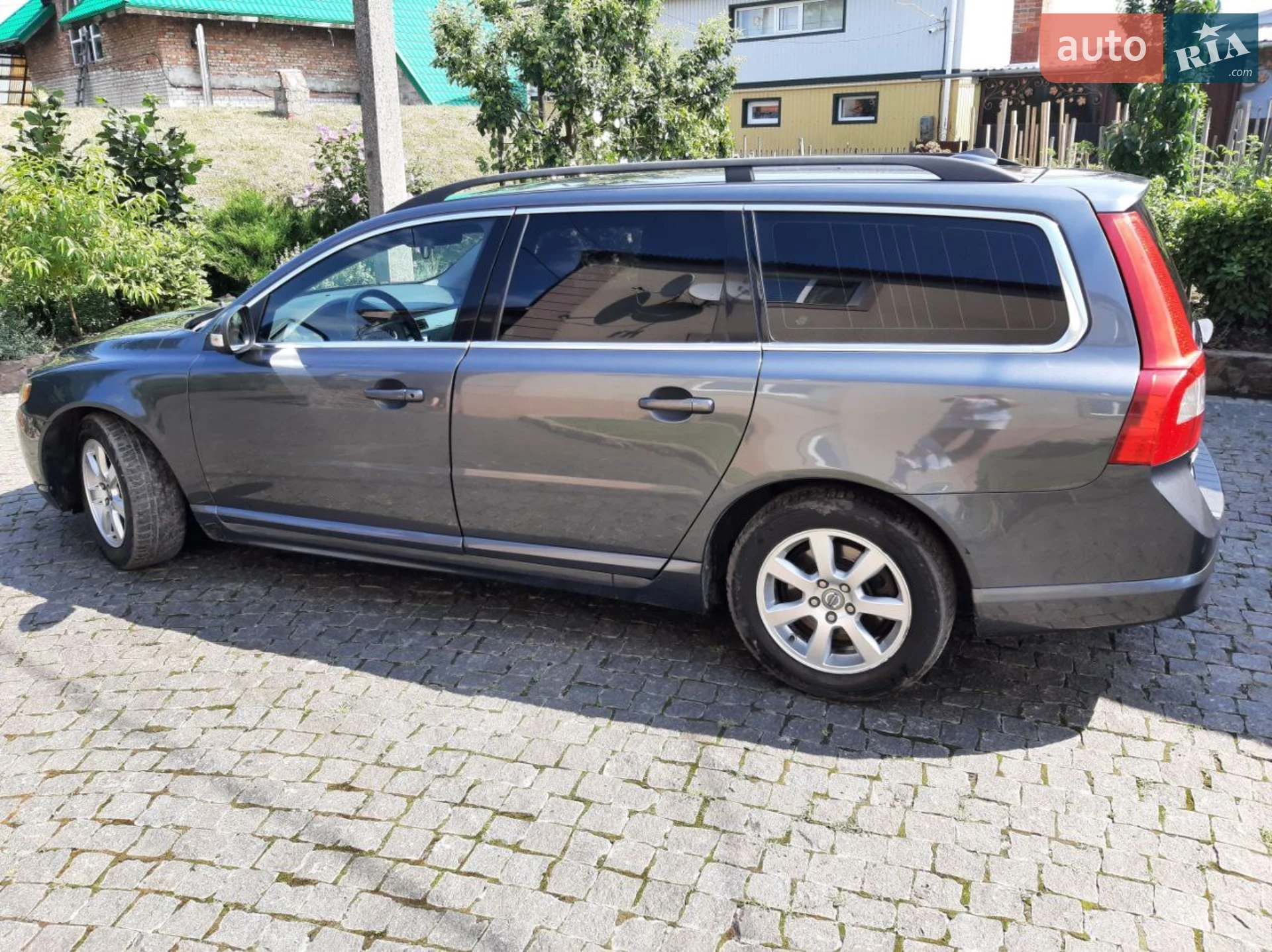 Volvo V70, 2010