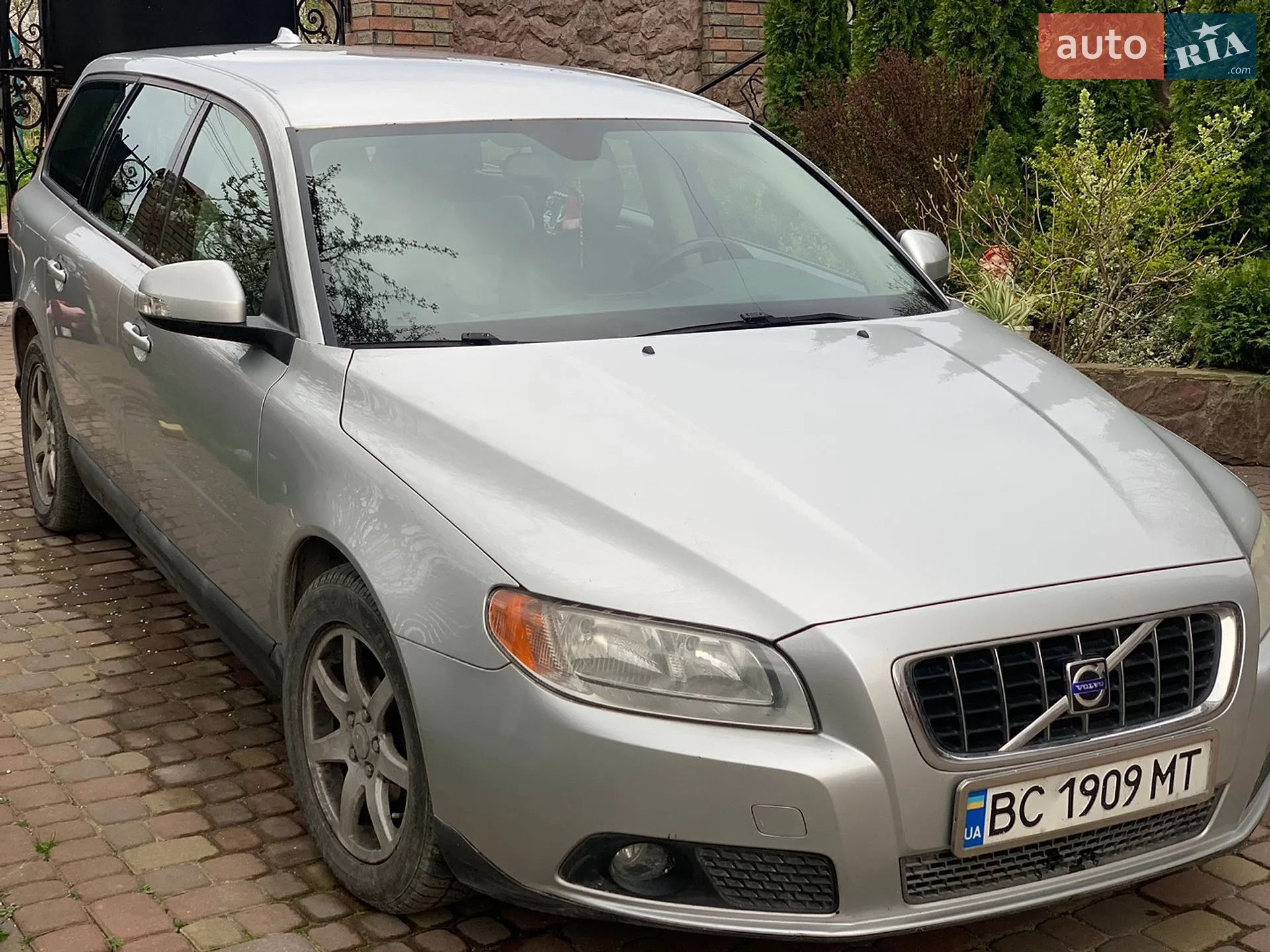 Volvo V70, 2009