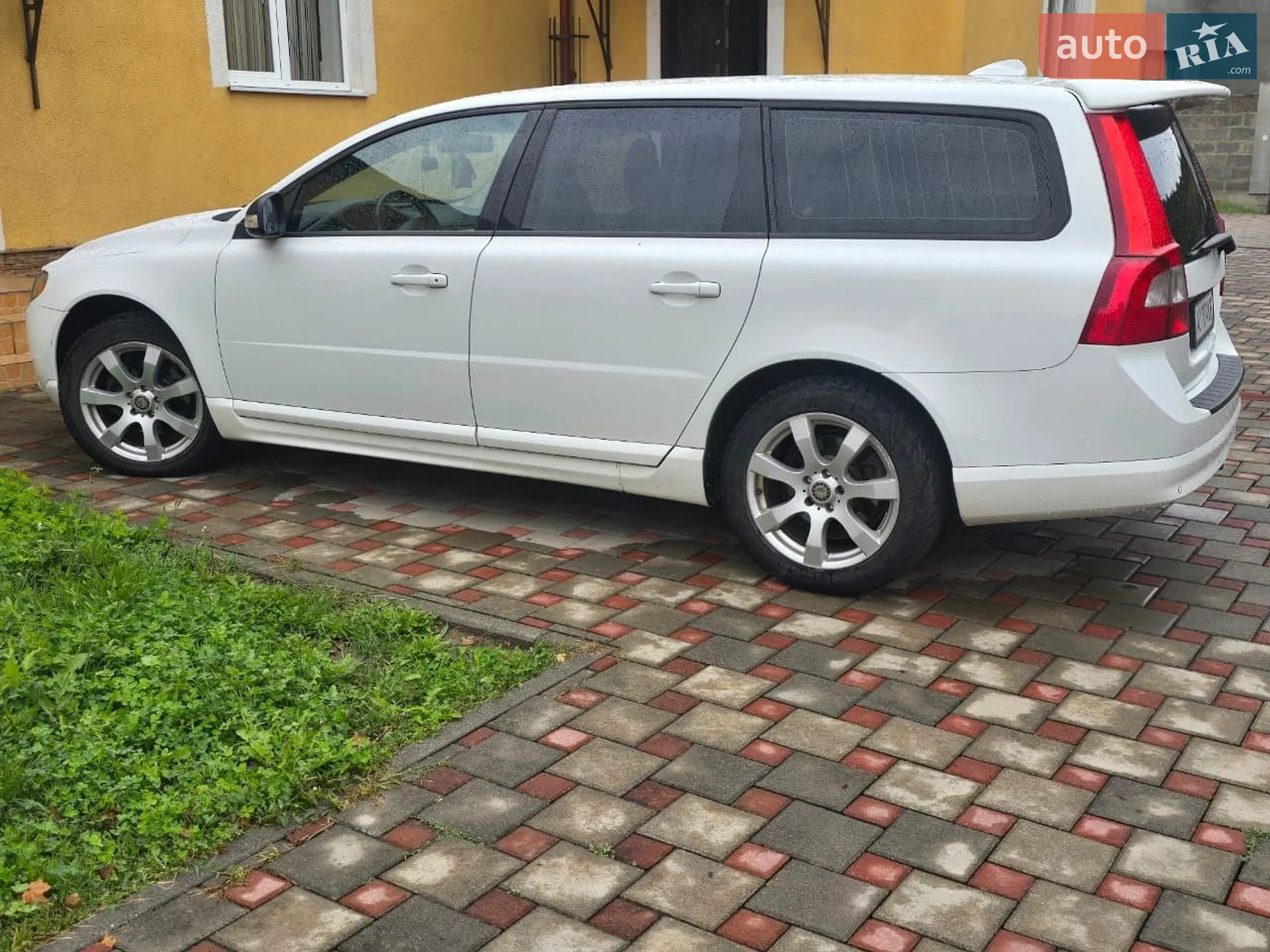 Volvo V70, 2009