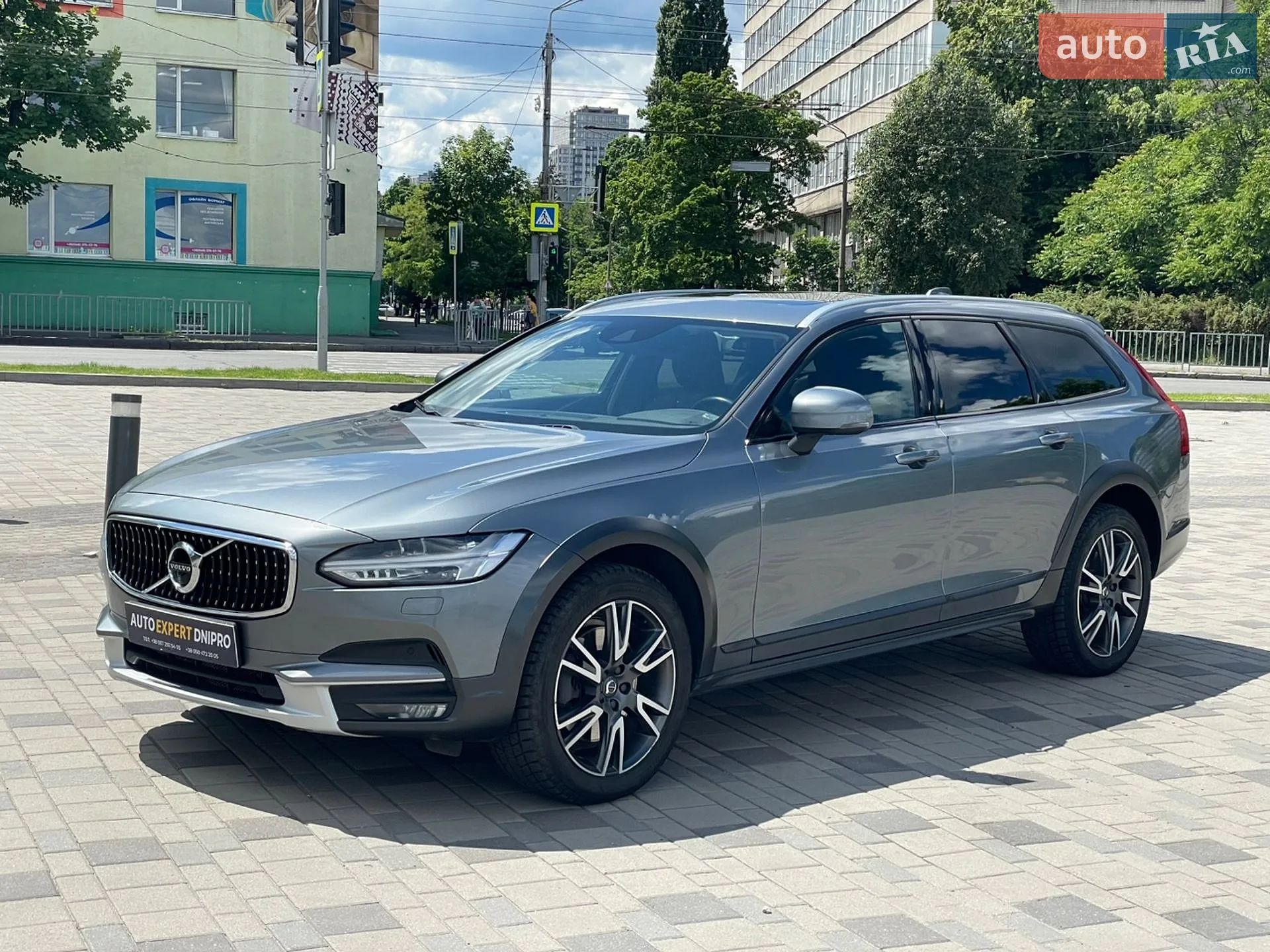Volvo V90 Cross Country, 2020