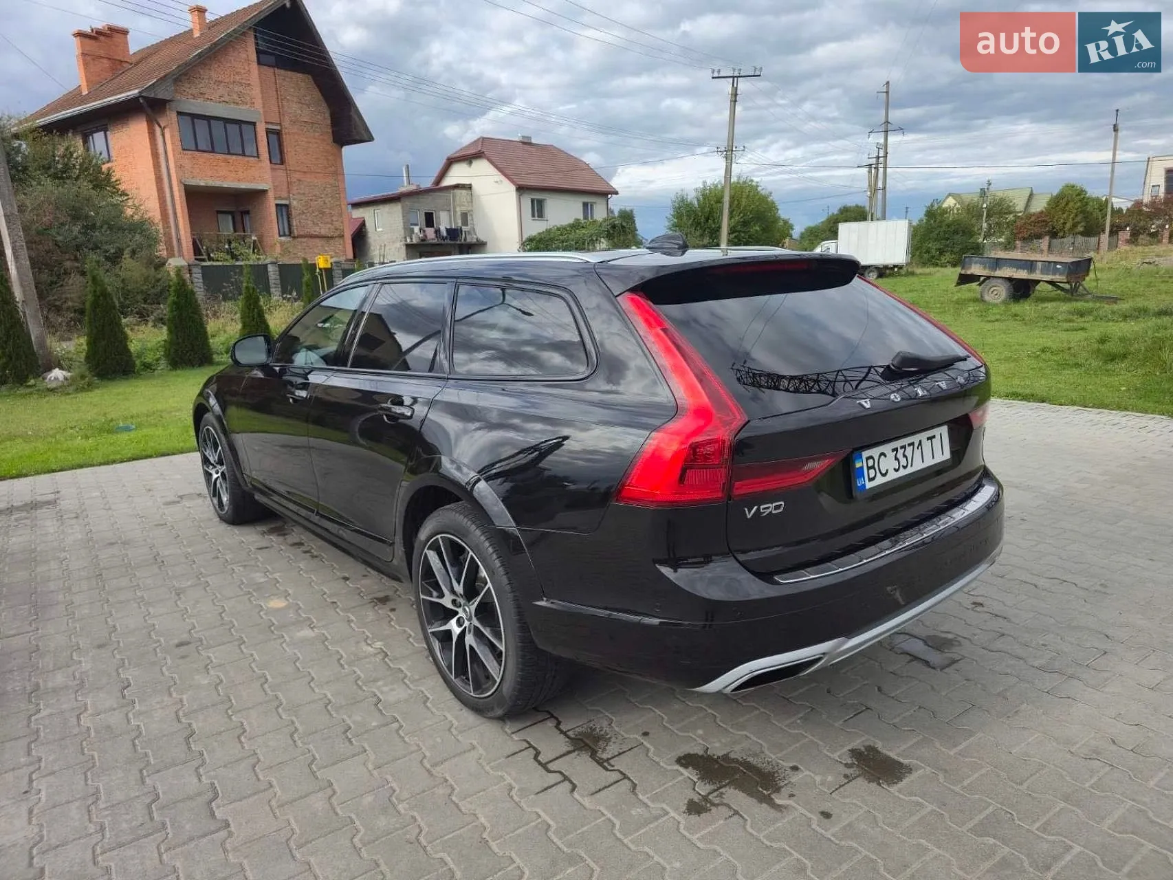 Volvo V90 Cross Country, 2017