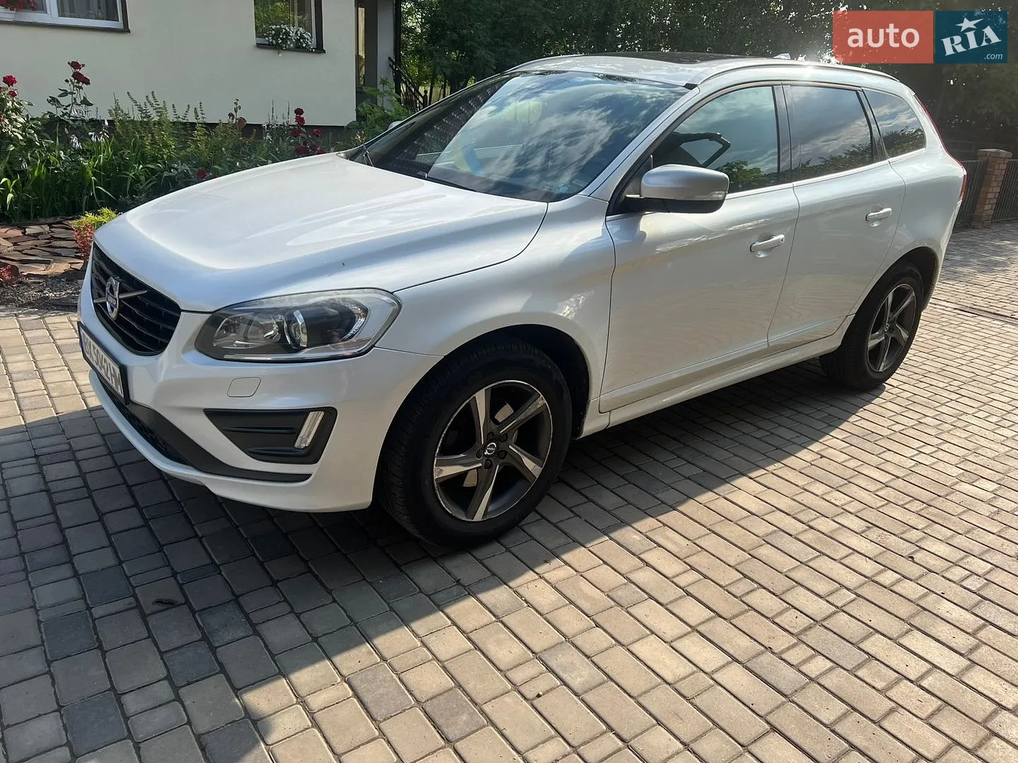 Volvo XC60, 2015