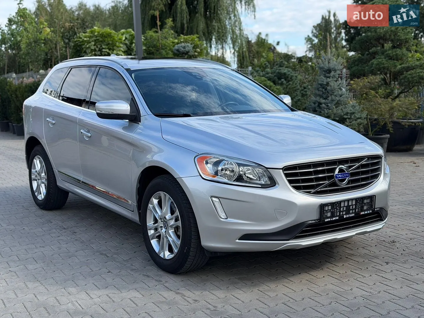Volvo XC60, 2015
