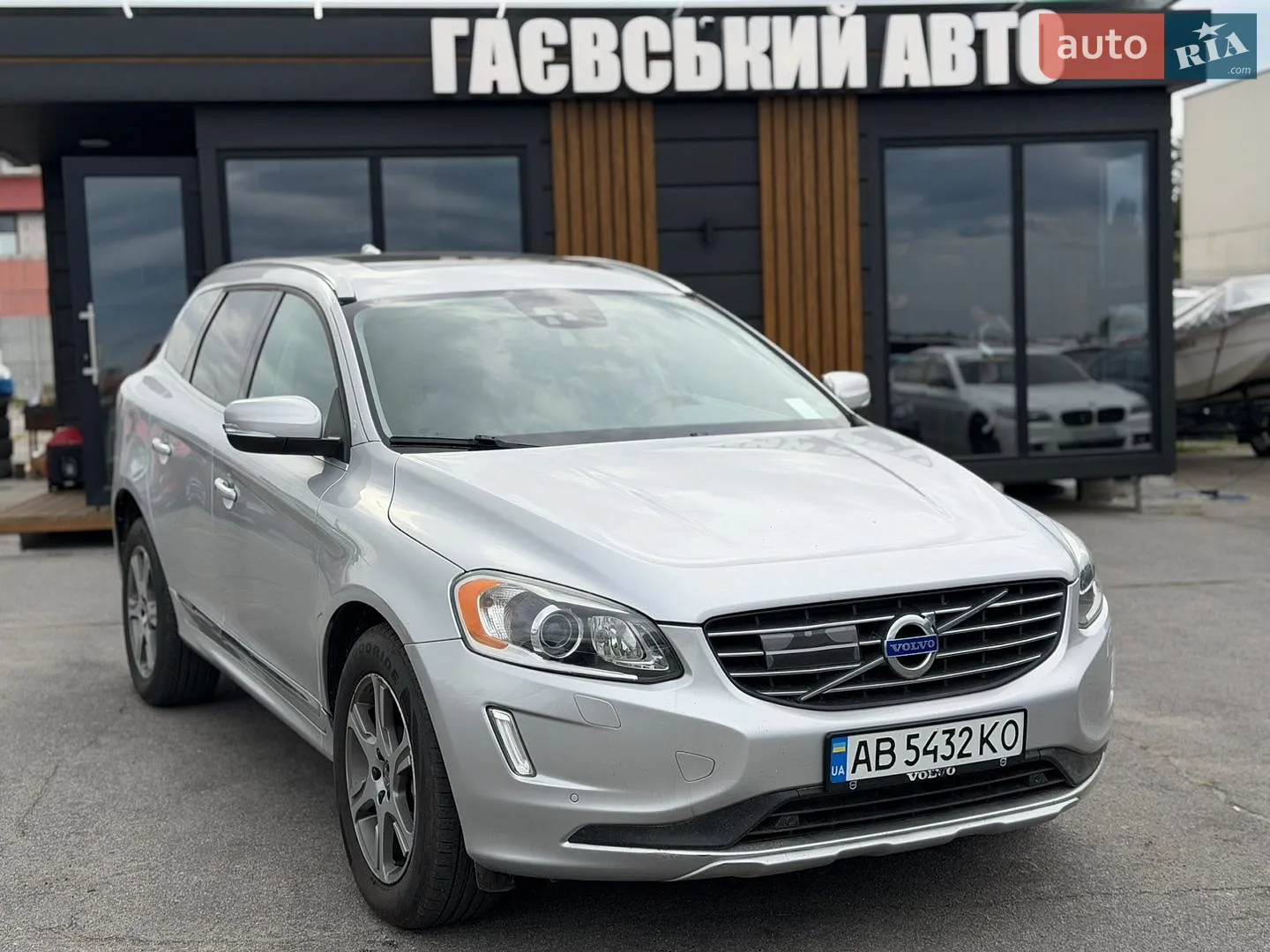 Volvo XC60, 2015