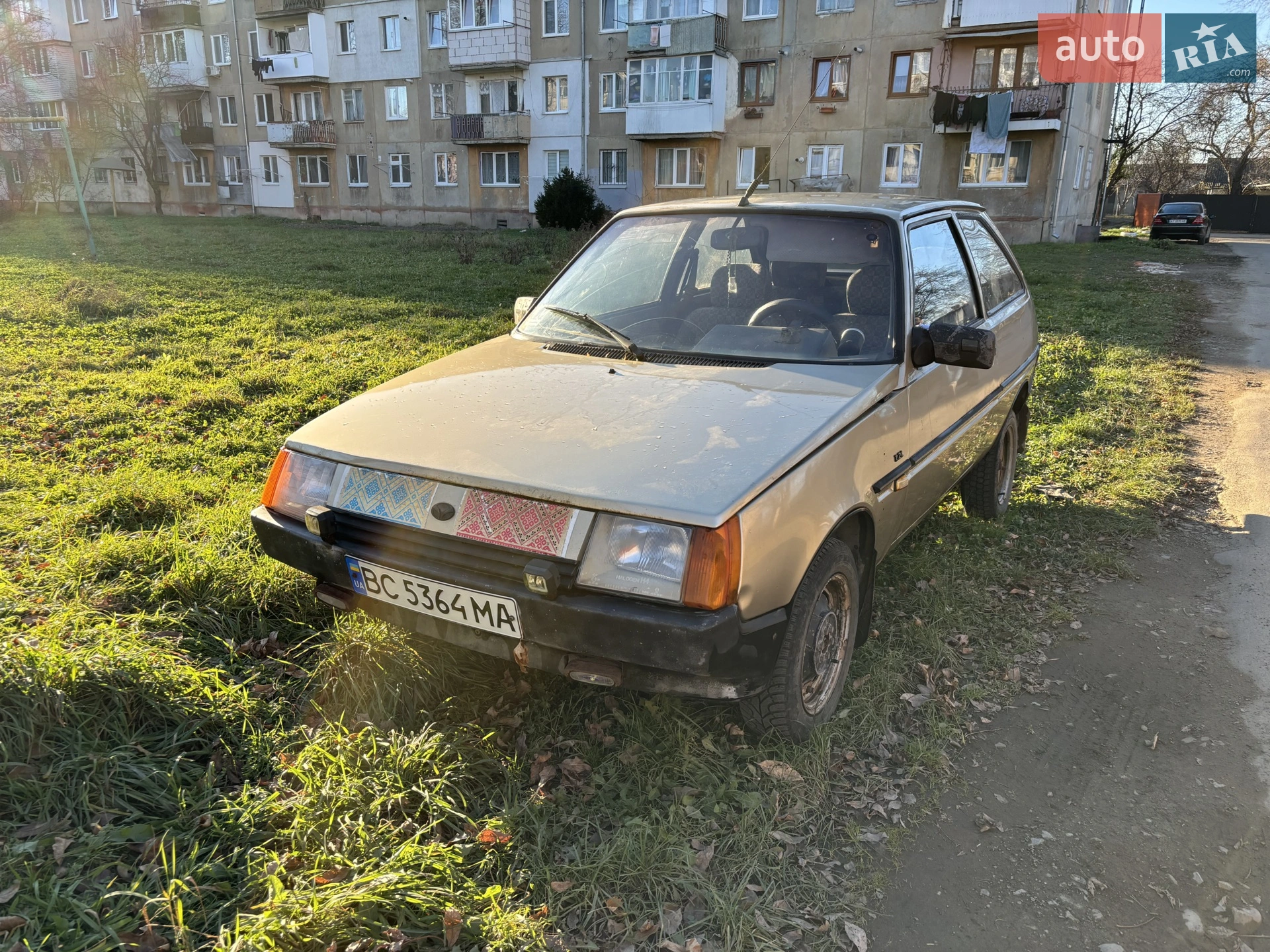 ЗАЗ 1102 Таврия-Нова, 2002