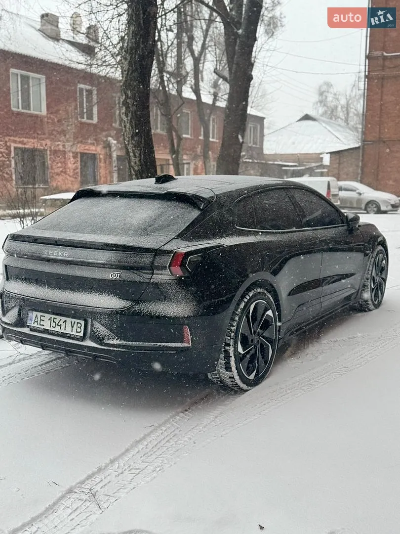 Zeekr 001, 2023