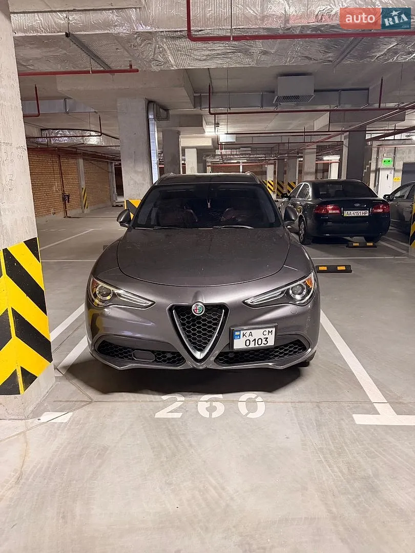 Alfa Romeo Stelvio, 2017