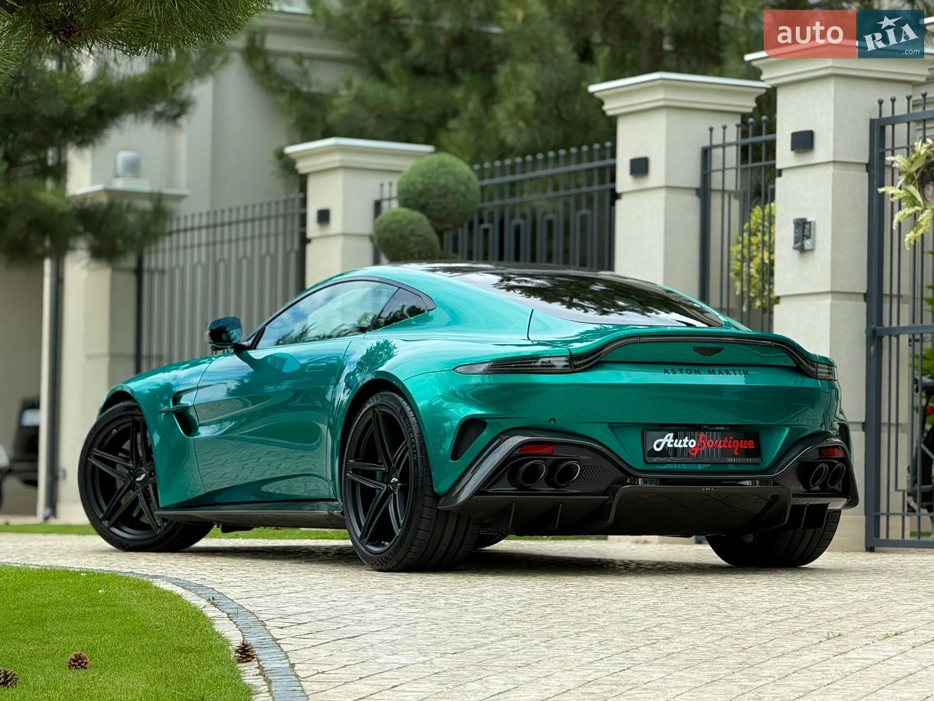 Aston Martin Vantage, 2024