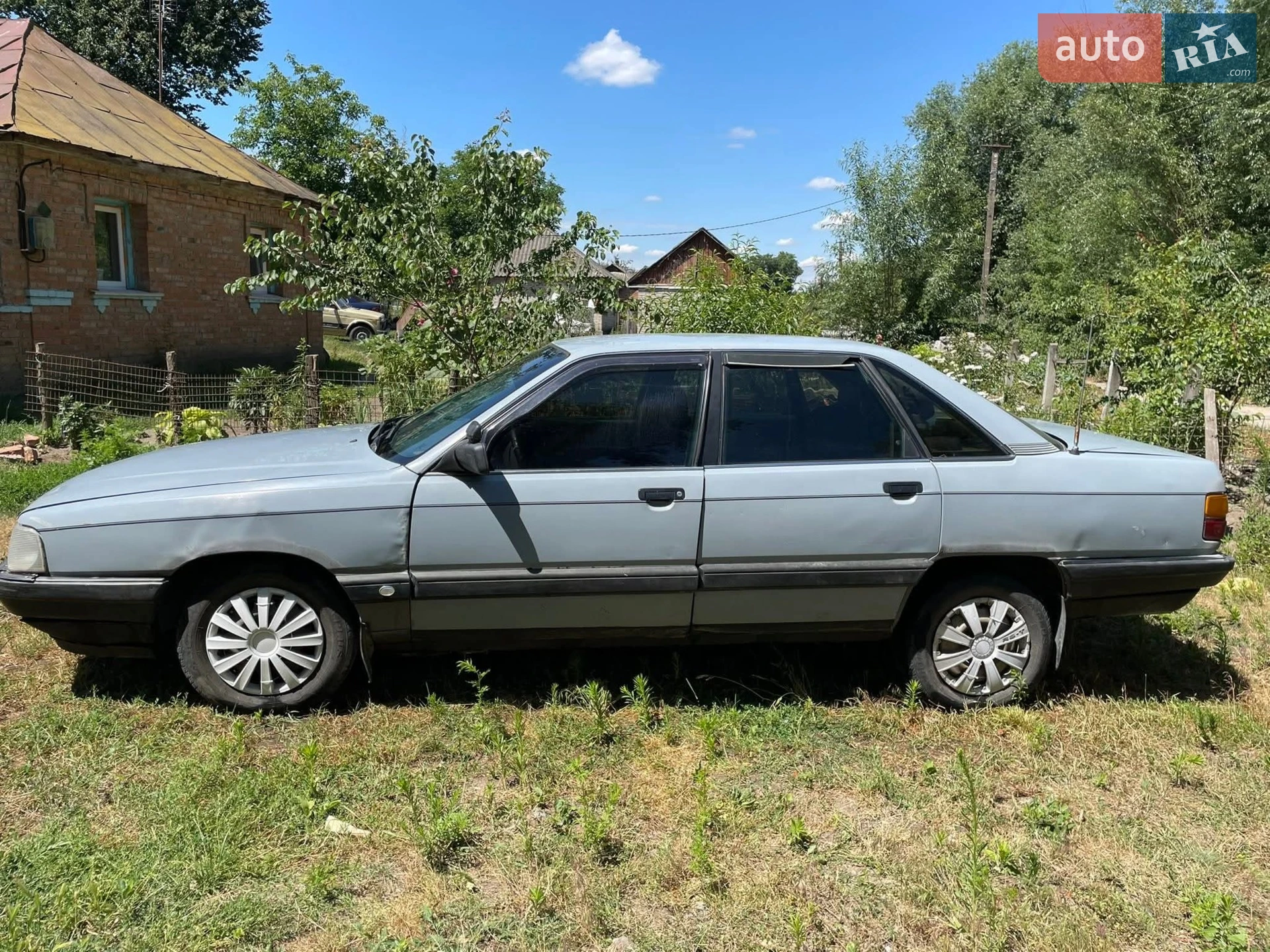 Audi 100, 1990