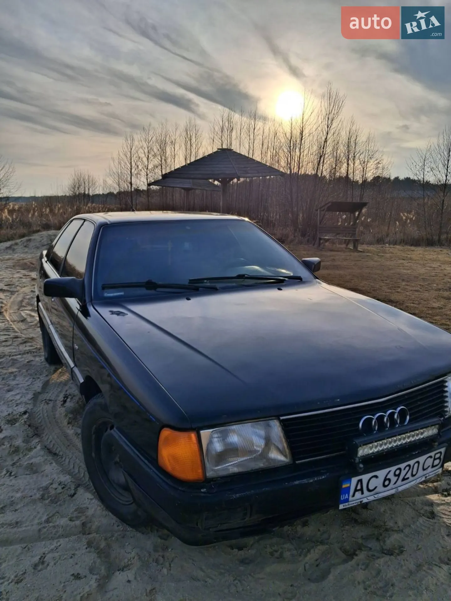 Audi 100, 1988