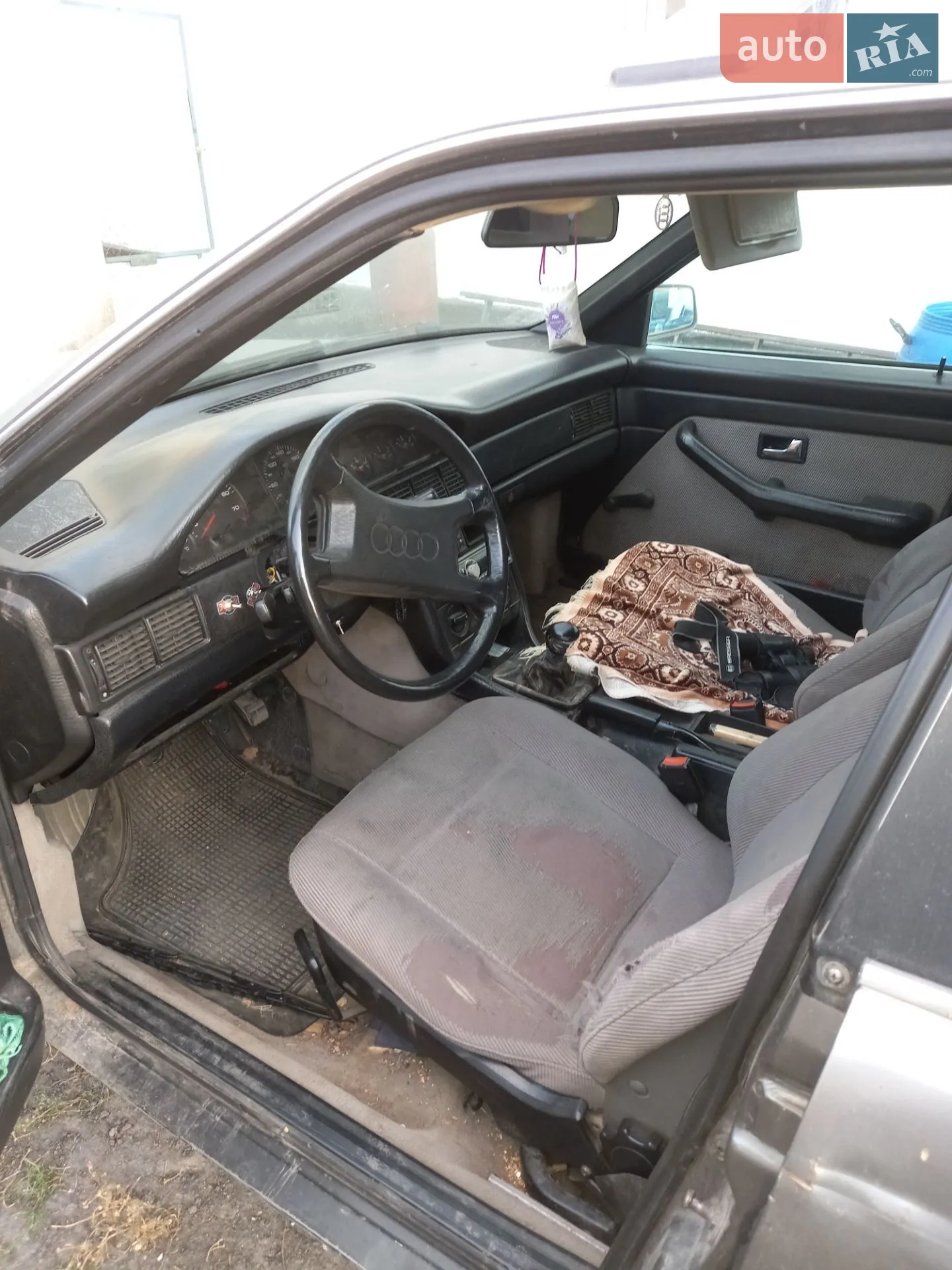 Audi 100, 1989
