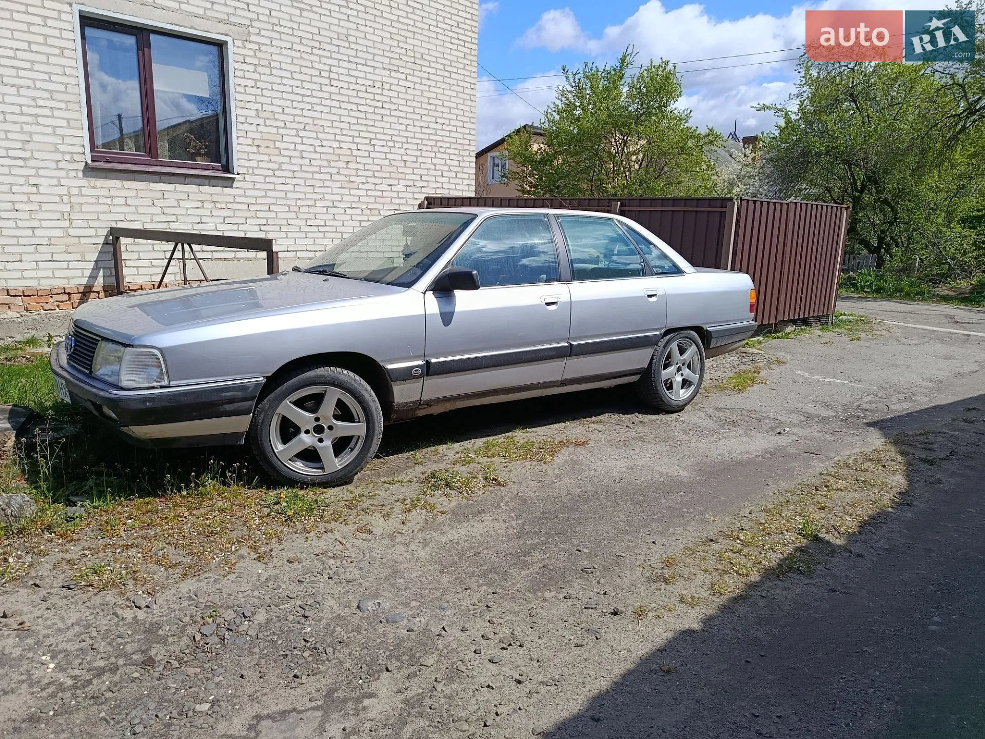 Audi 100, 1990