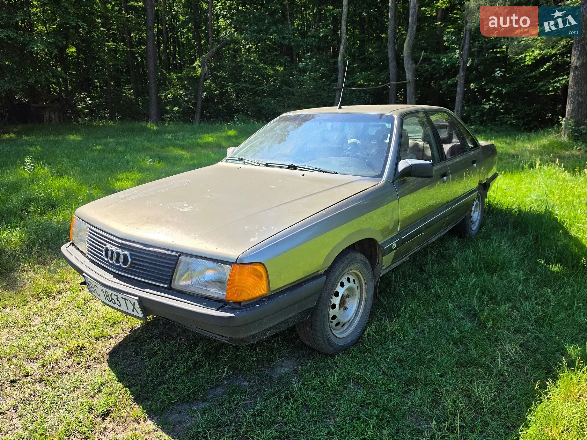 Audi 100, 1990