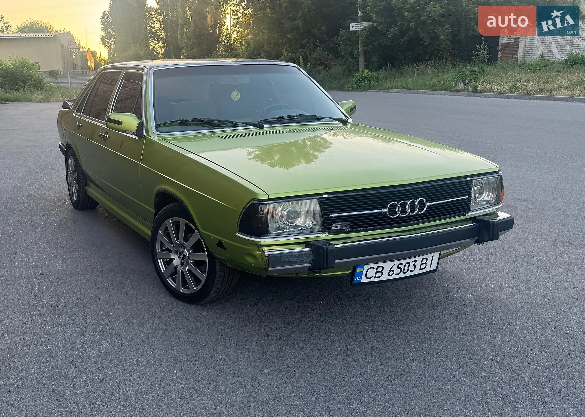 Audi 100, 1981