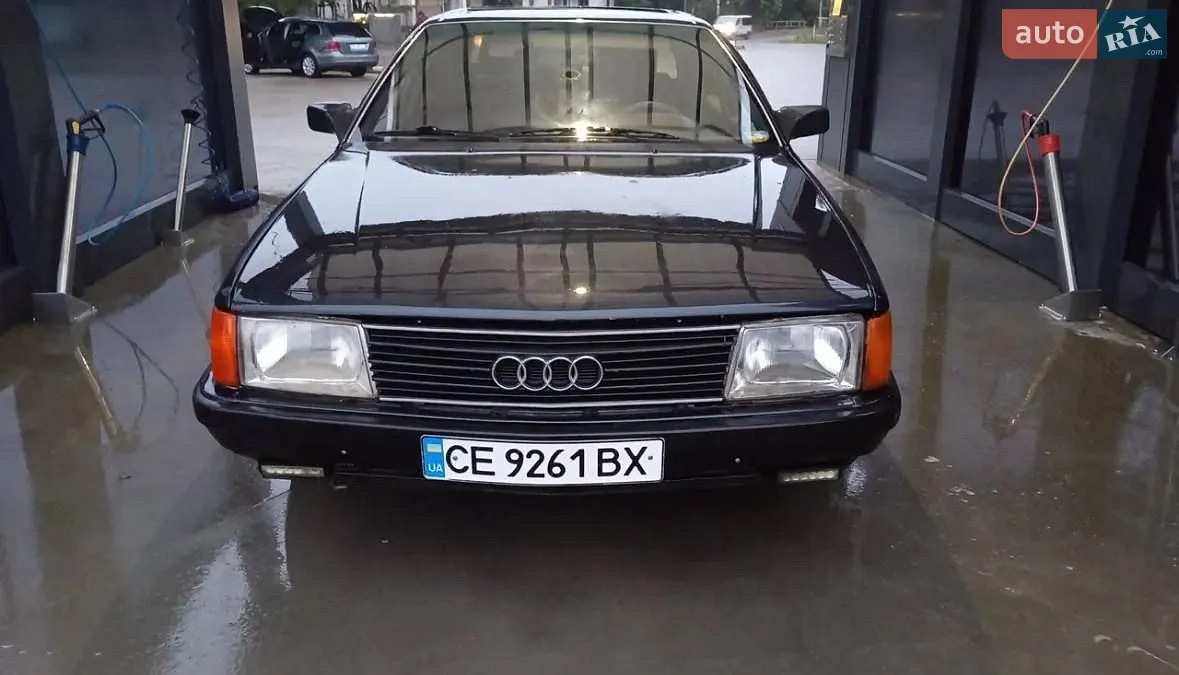Audi 100, 1986