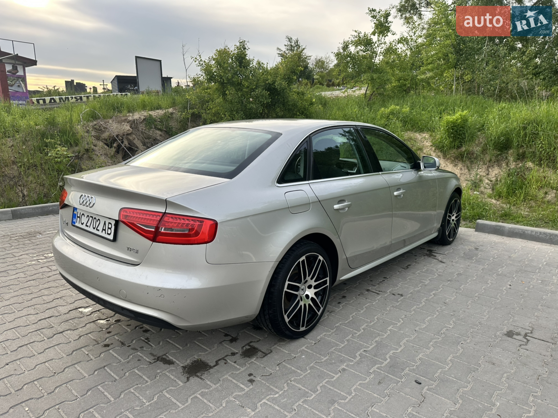 Audi A4, 2012