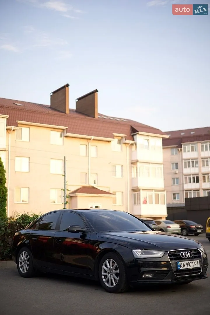 Audi A4, 2012