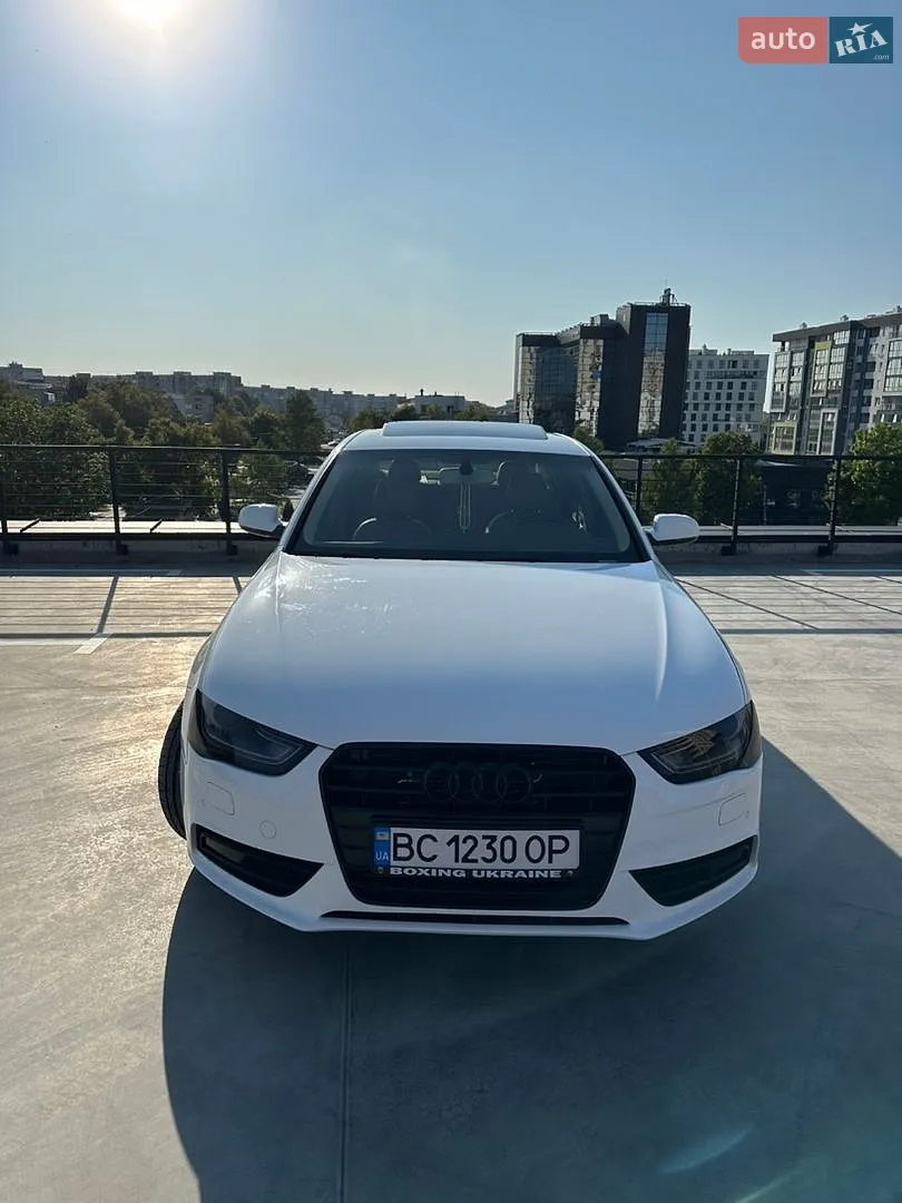 Audi A4, 2012