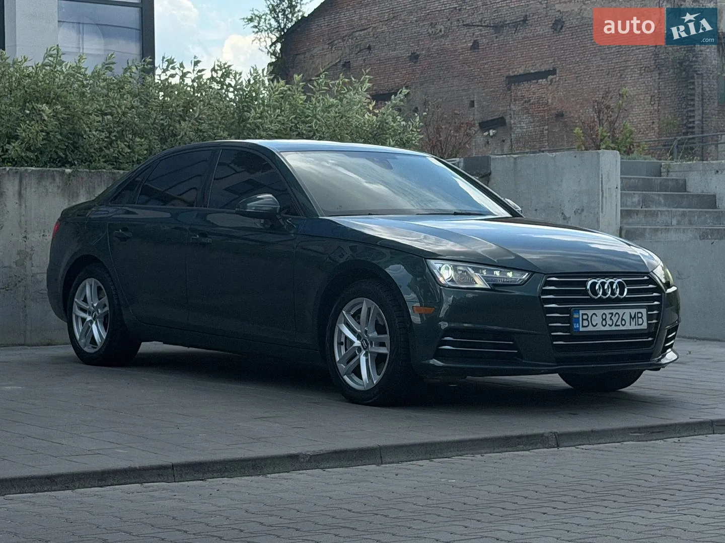Audi A4, 2016