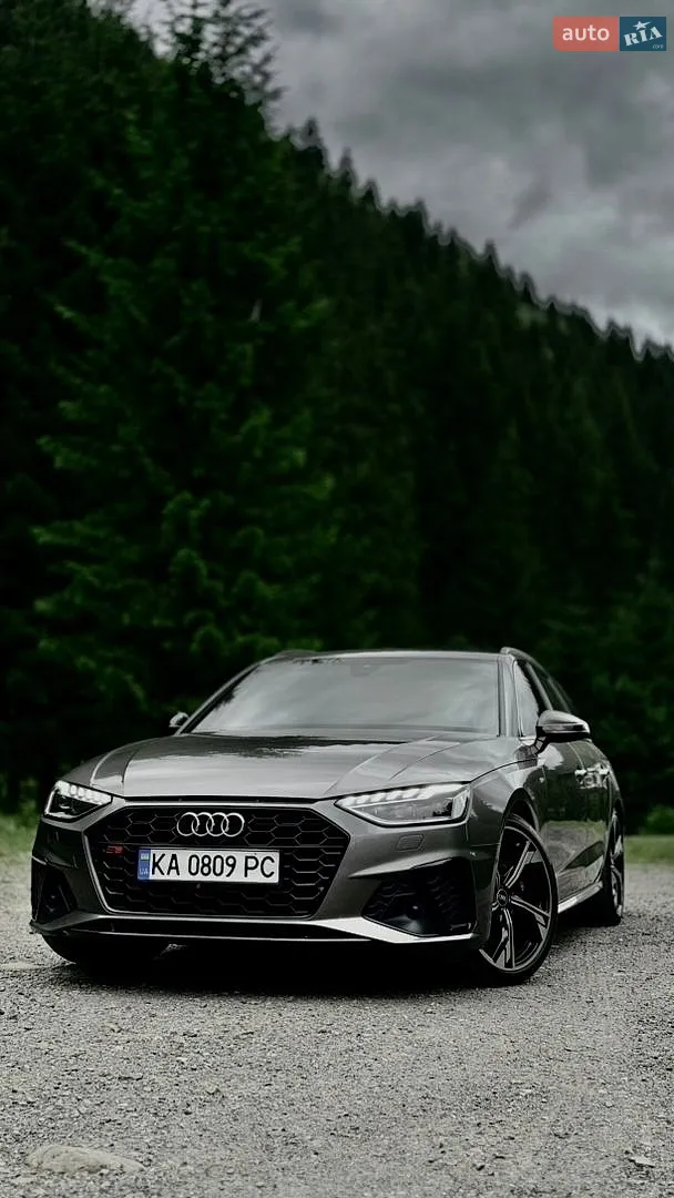 Audi A4, 2021