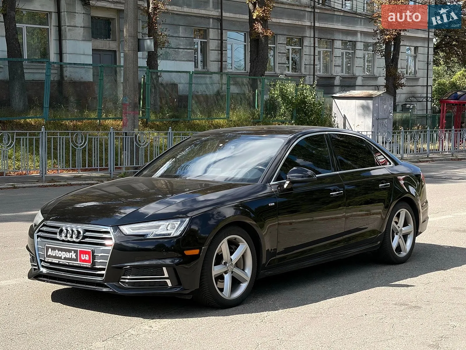 Audi A4, 2016