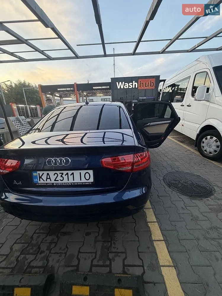 Audi A4, 2013