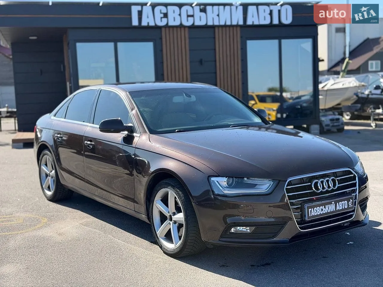 Audi A4, 2012