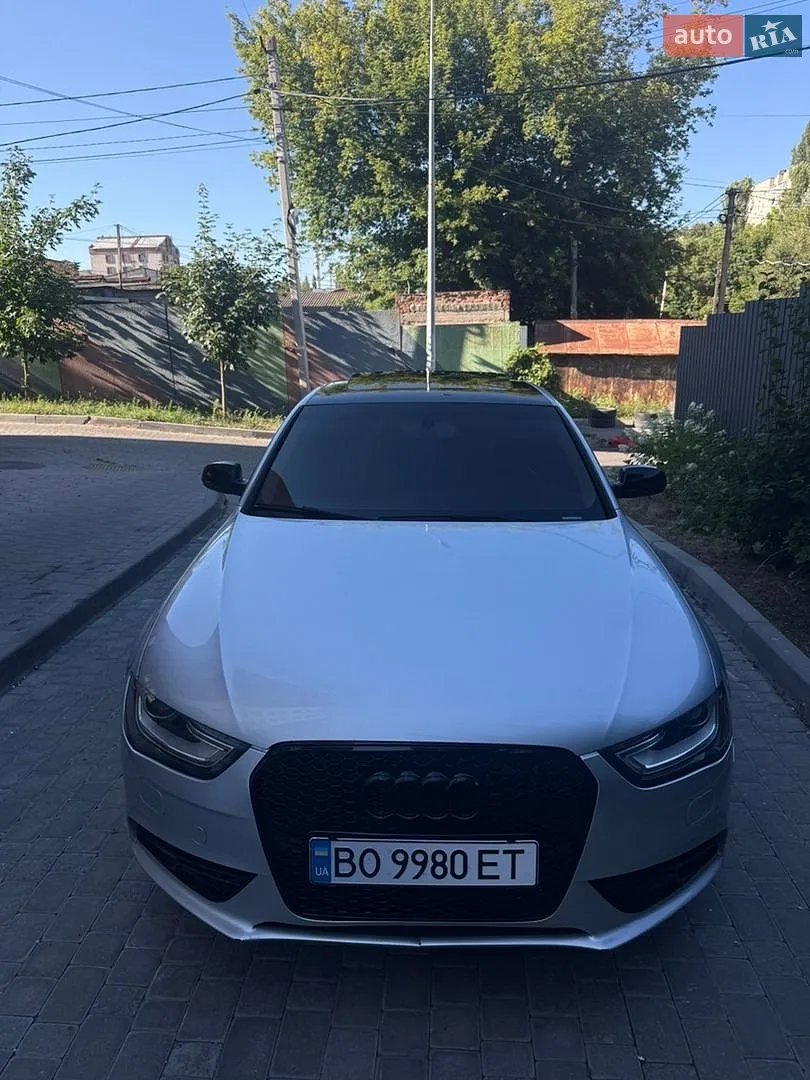 Audi A4, 2012